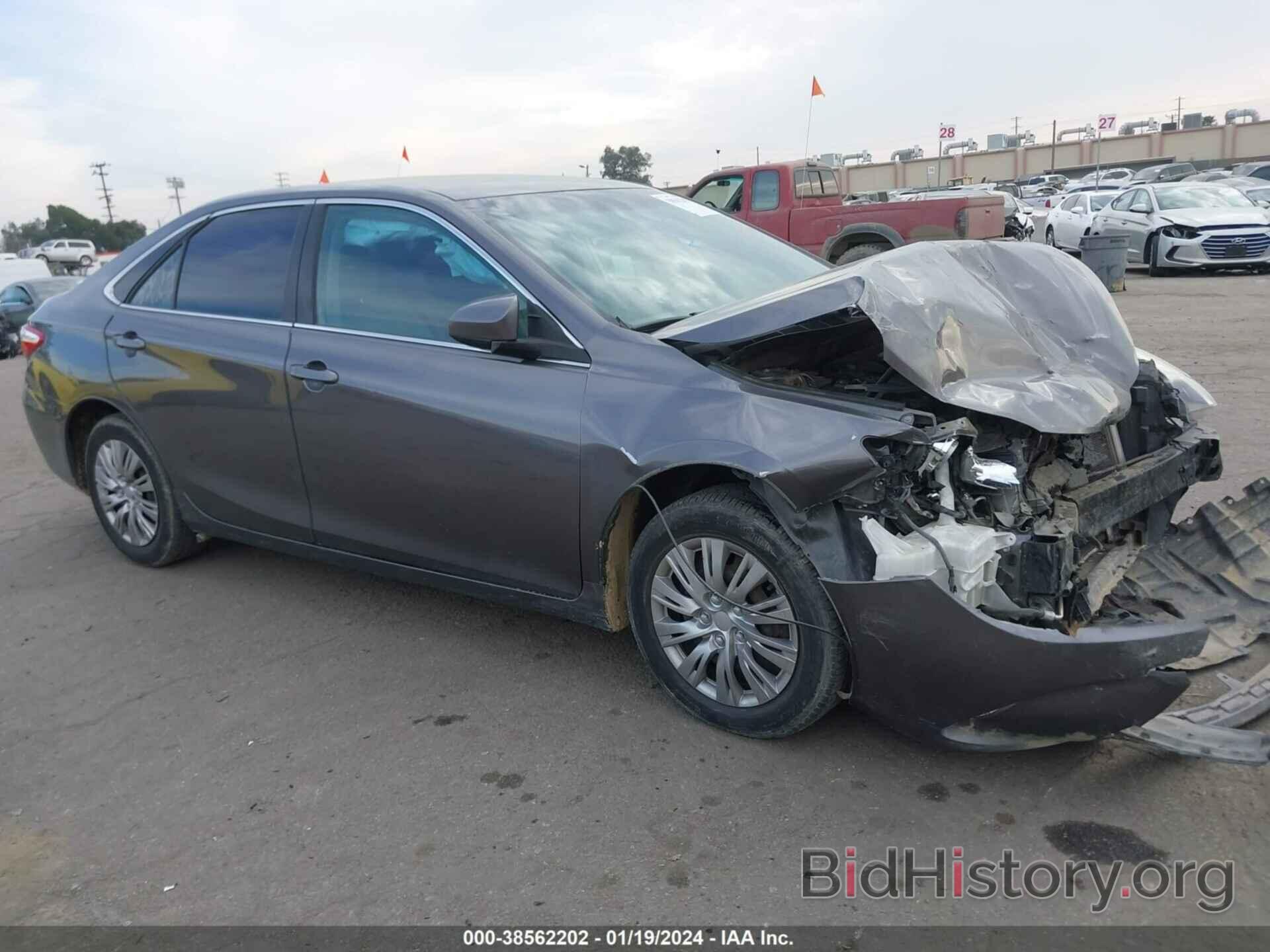 Photo 4T4BF1FK3GR527086 - TOYOTA CAMRY 2016