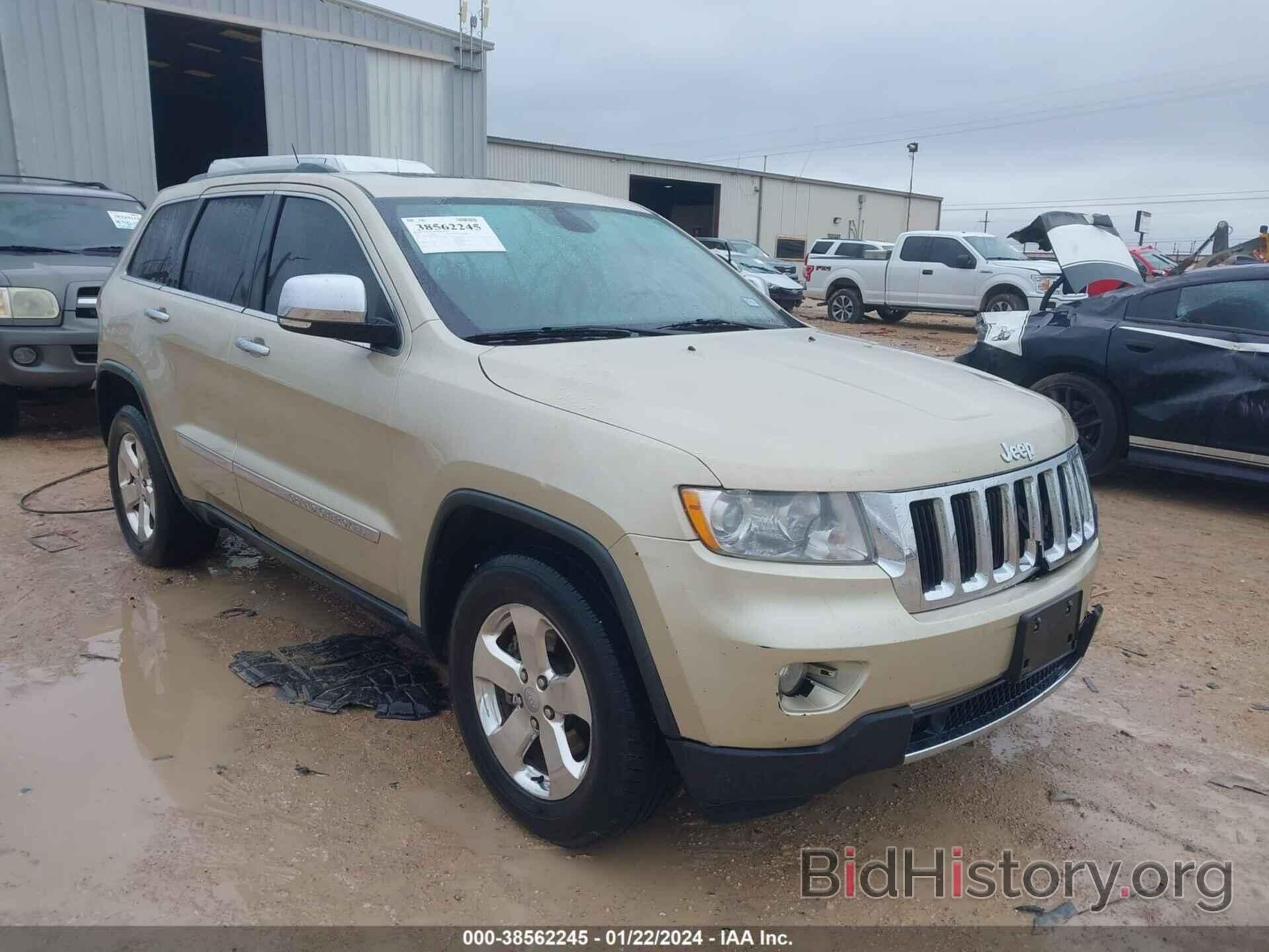 Photo 1J4RS5GG6BC723915 - JEEP GRAND CHEROKEE 2011