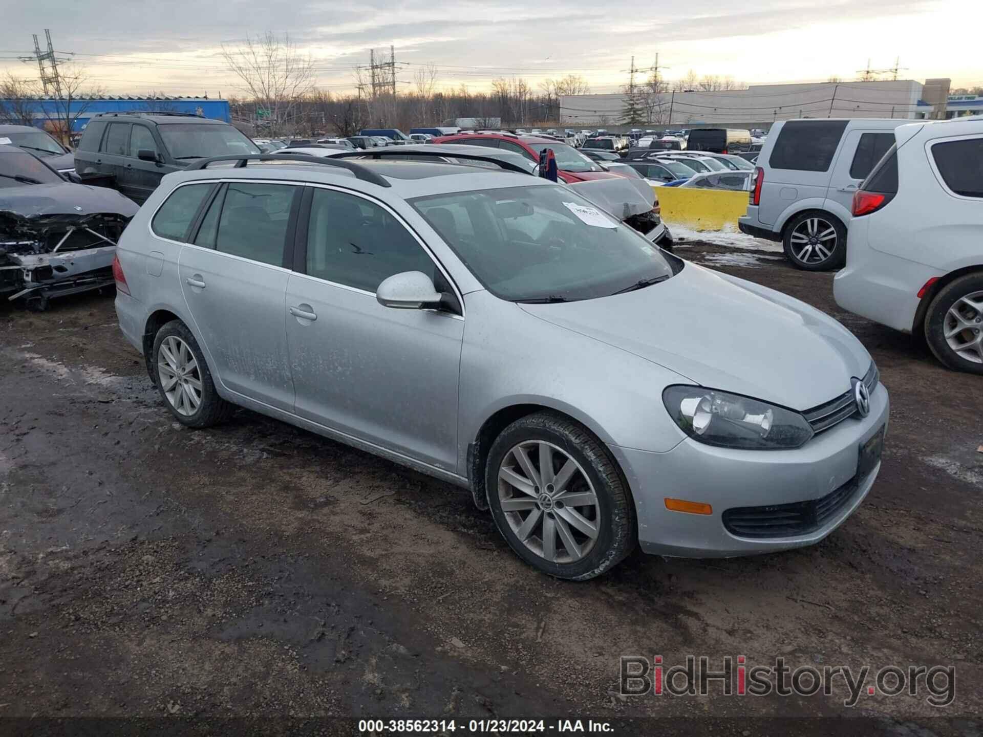 Photo 3VWPP7AJ1EM602689 - VOLKSWAGEN JETTA SPORTWAGEN 2014