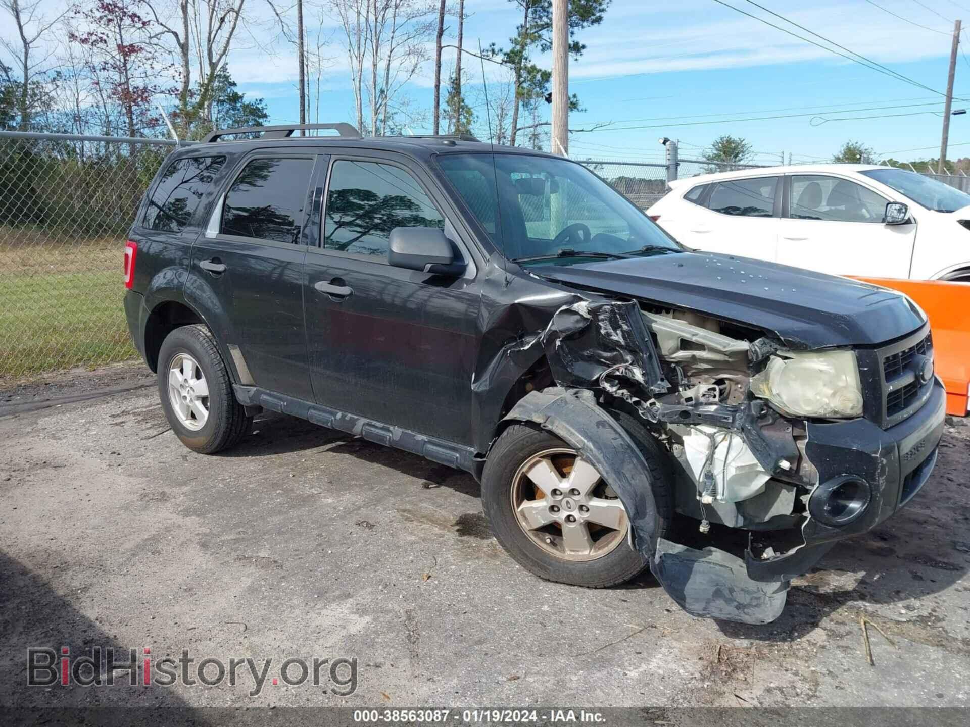 Фотография 1FMCU0D70BKB35068 - FORD ESCAPE 2011