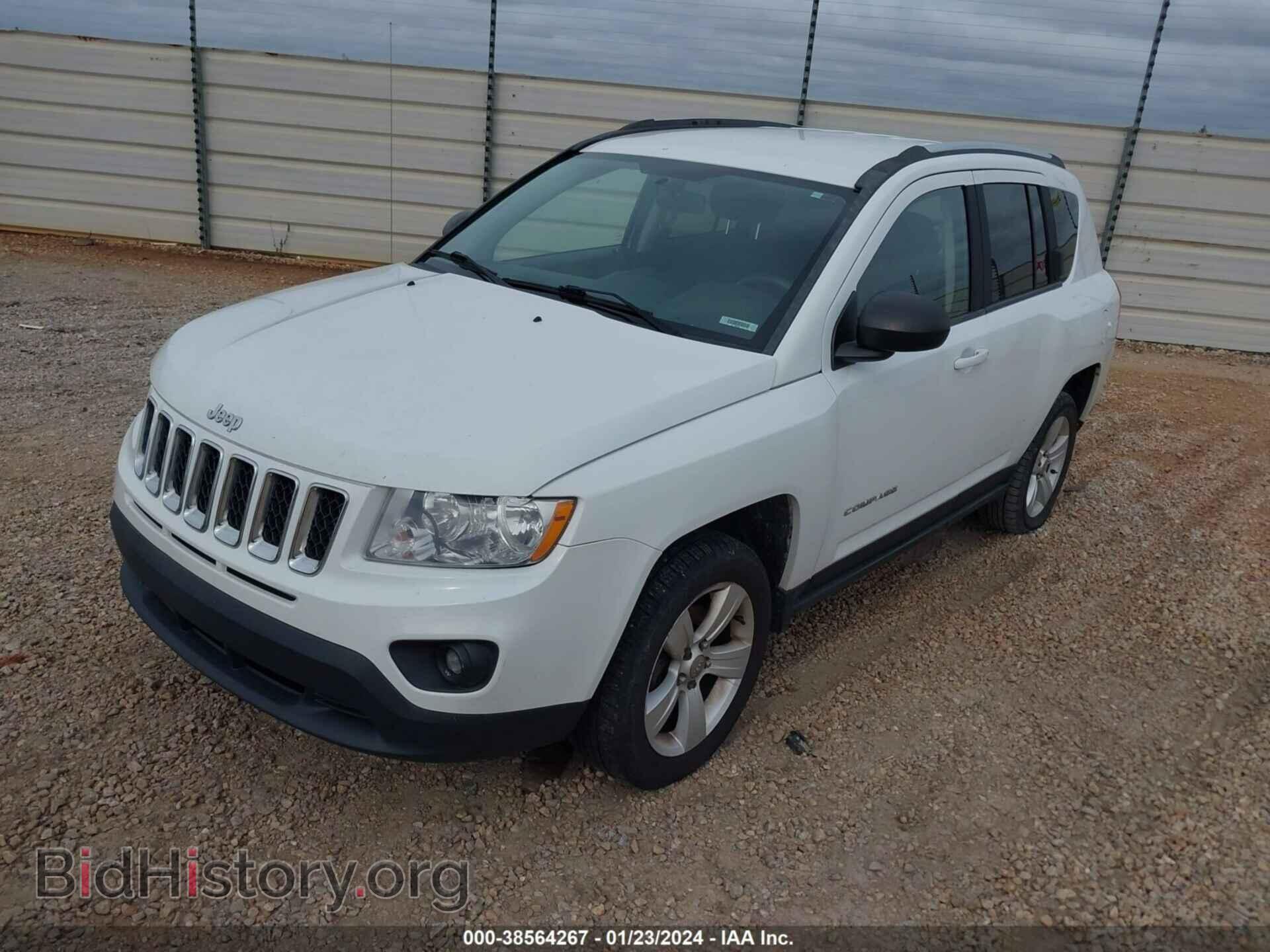 2013 JEEP COMPASS - VIN: 1C4NJDBB0DD231875 - Фото 2