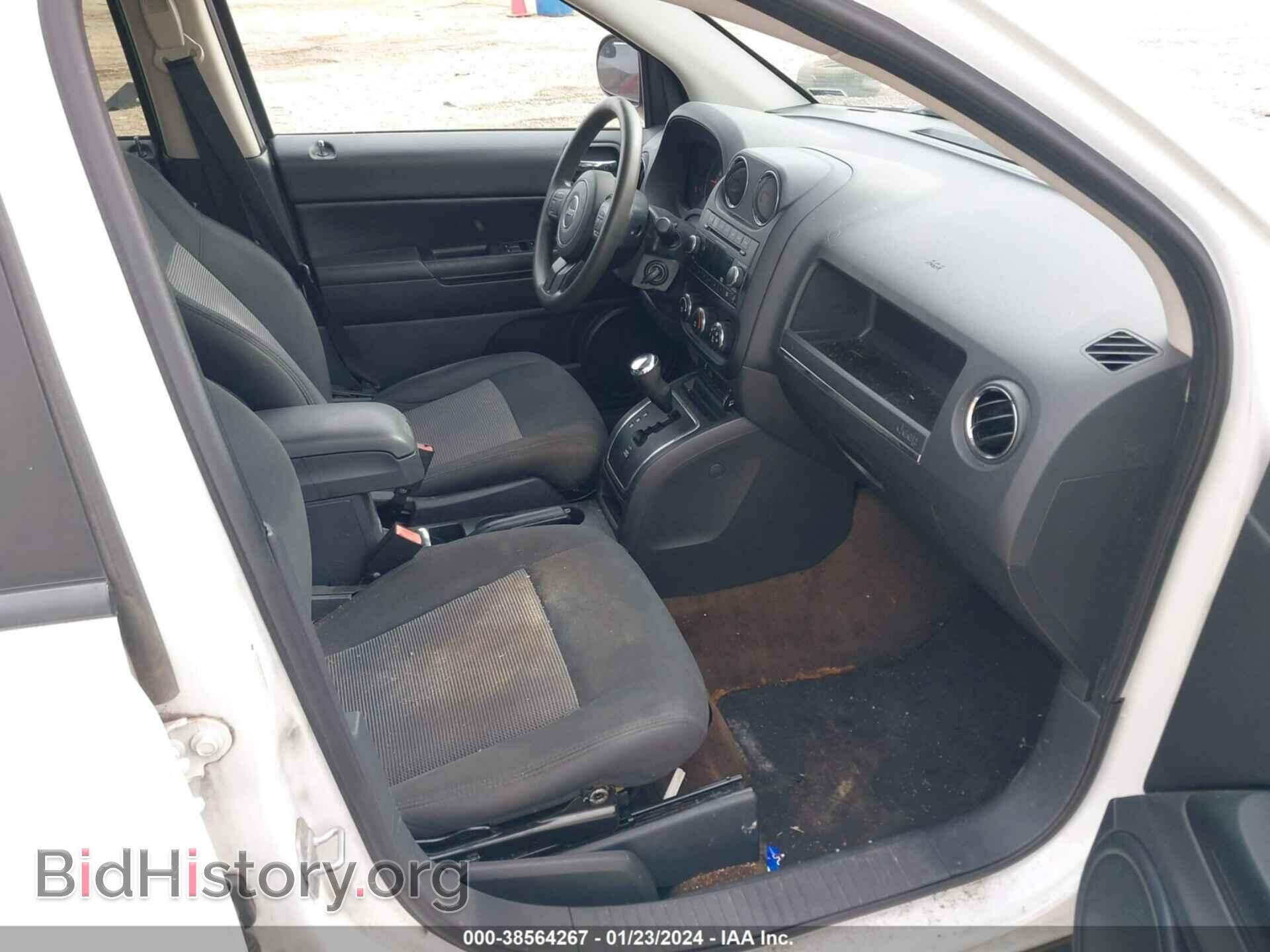 2013 JEEP COMPASS - VIN: 1C4NJDBB0DD231875 - Фото 5