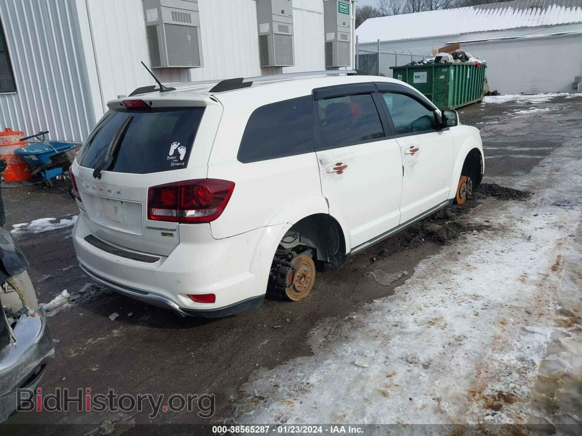 2017 DODGE JOURNEY - VIN: 3C4PDCGG3HT617849 - Фото 4