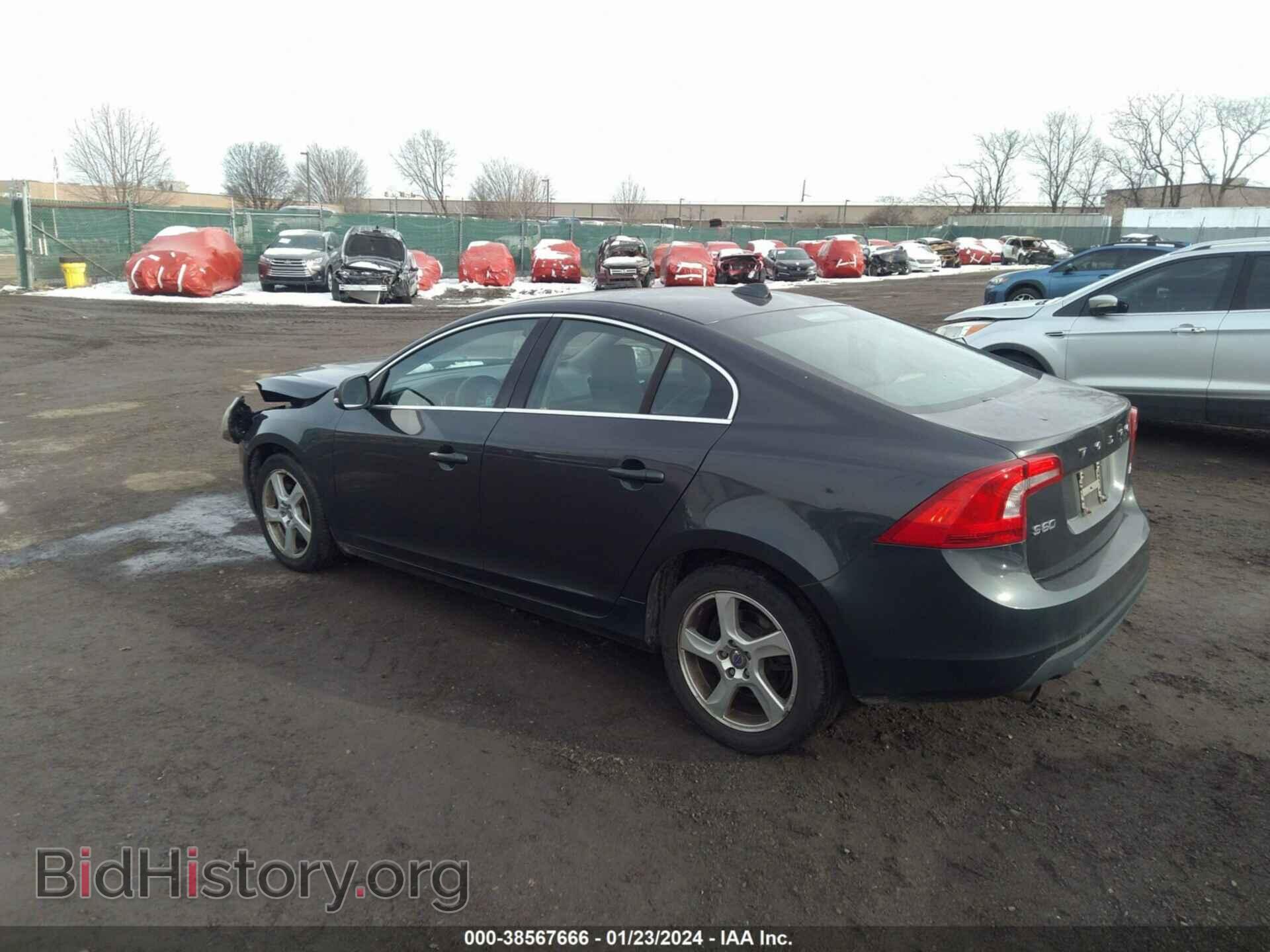 2012 VOLVO S60 - VIN: YV1622FS0C2145695 - Фото 3