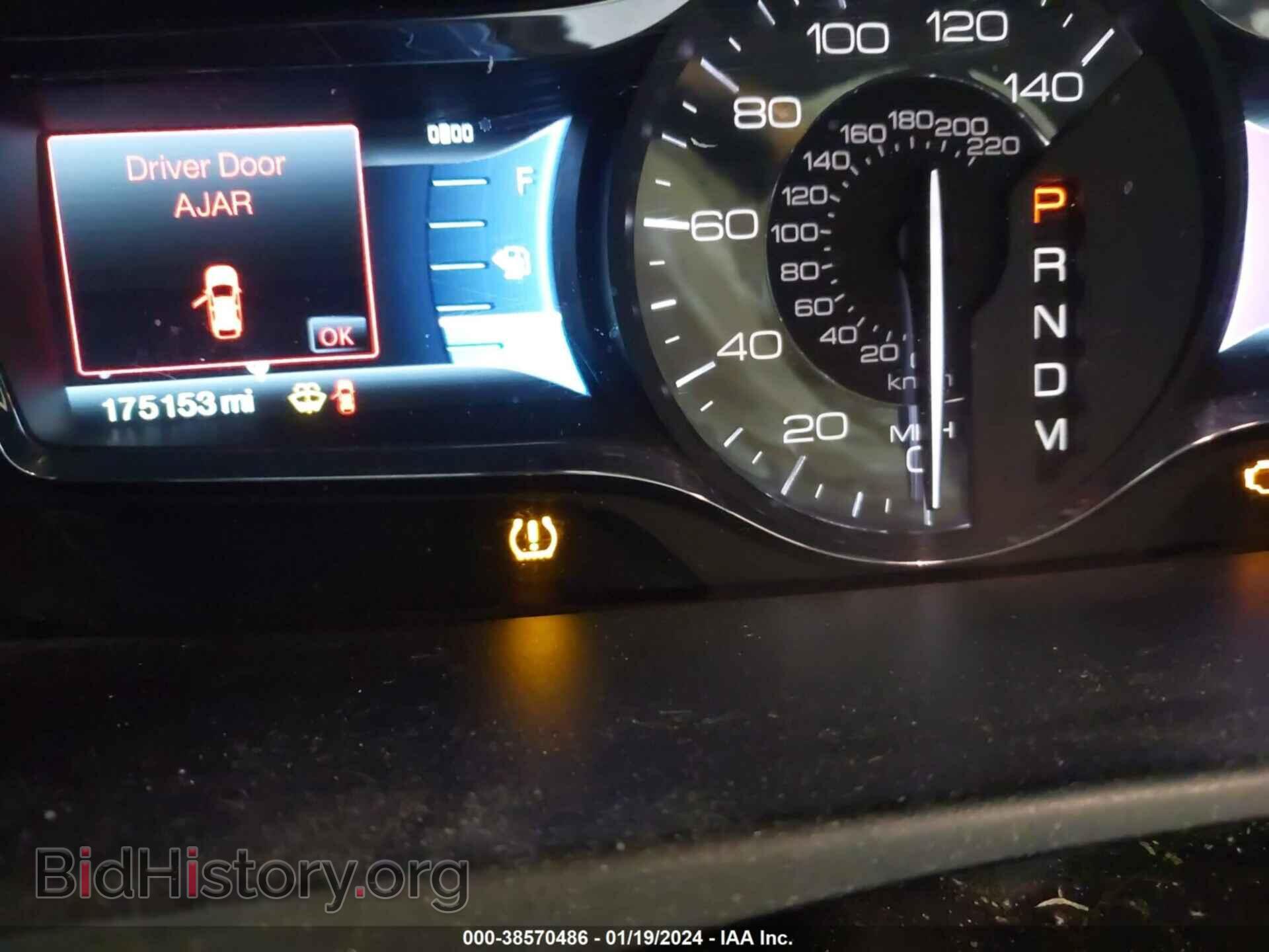 2011 LINCOLN MKX - VIN: 2LMDJ8JK0BBJ23053 - Фото 7