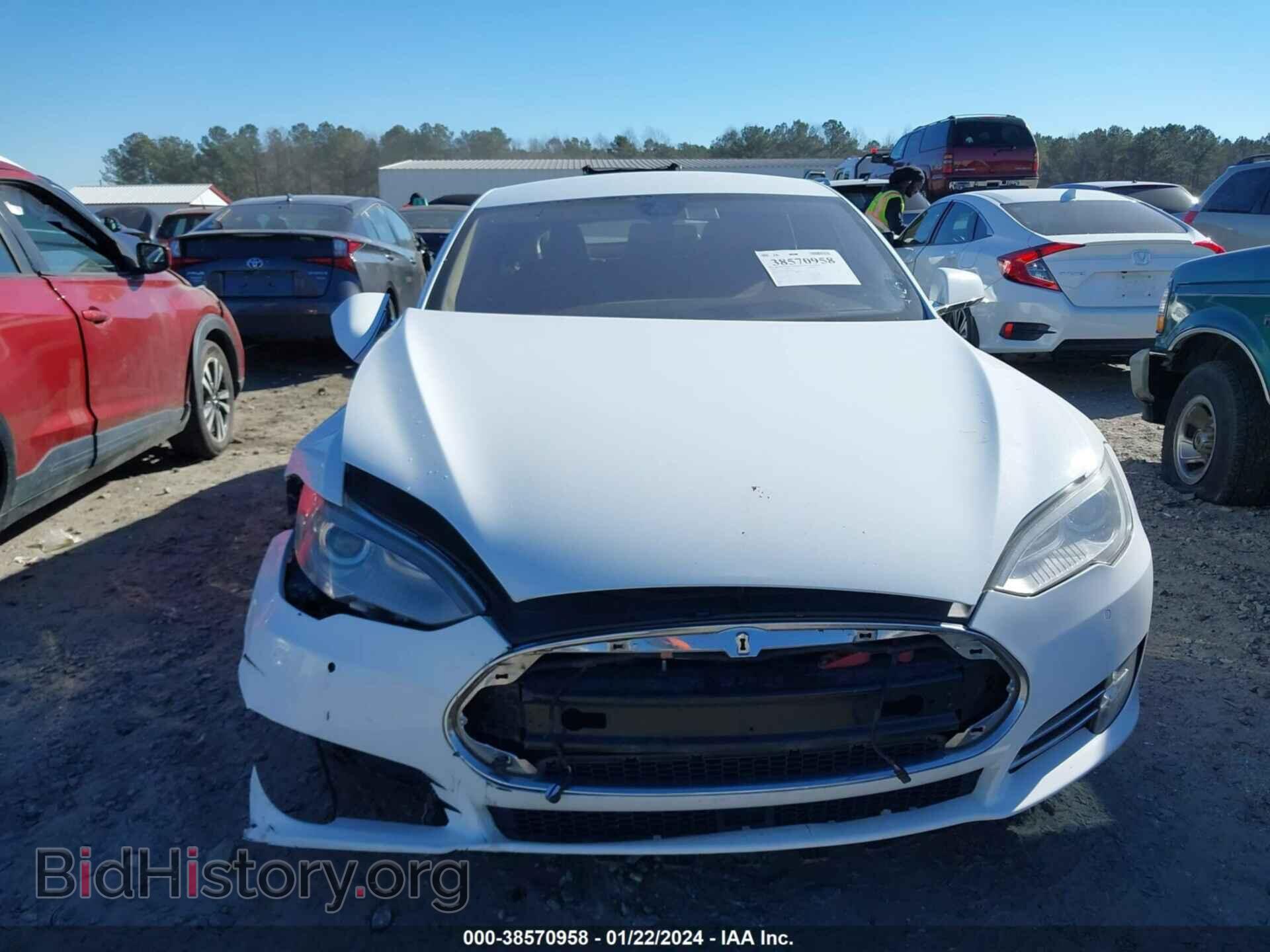 2014 TESLA MODEL S - VIN: 5YJSA1H13EFP60554 - Photo 11