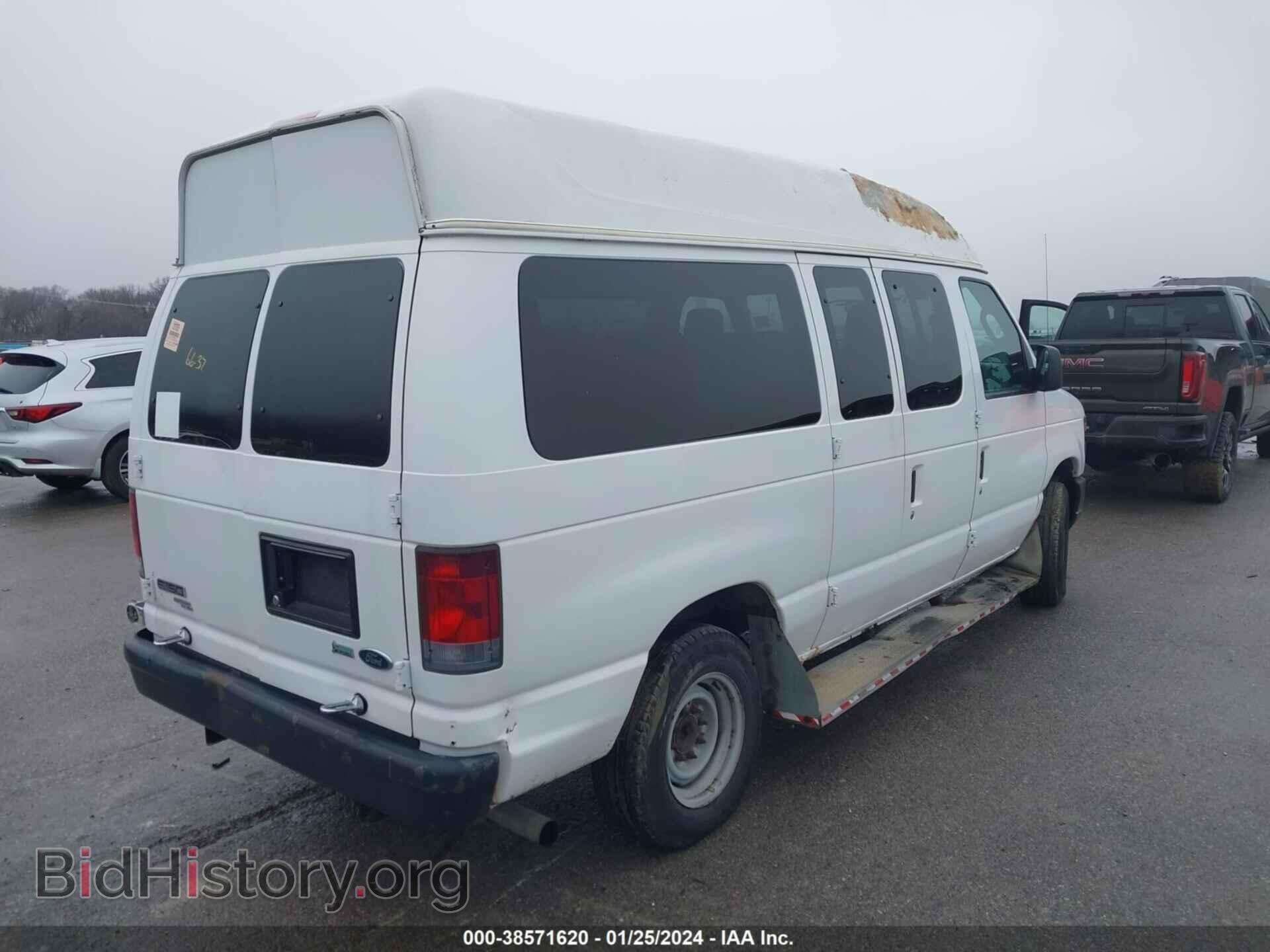 2011 FORD E-150 - VIN: 1FTNE1EL1BDA34315 - Фото 4