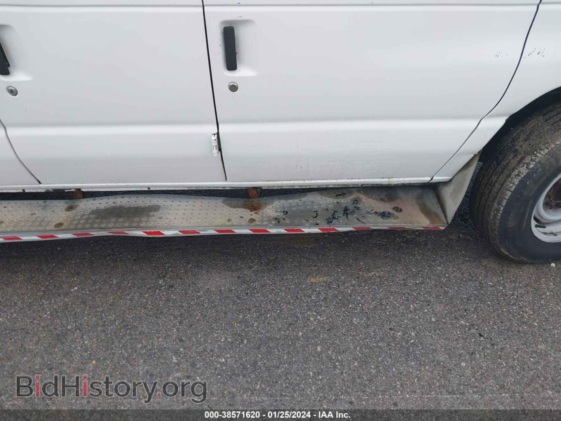 2011 FORD E-150 - VIN: 1FTNE1EL1BDA34315 - Фото 6