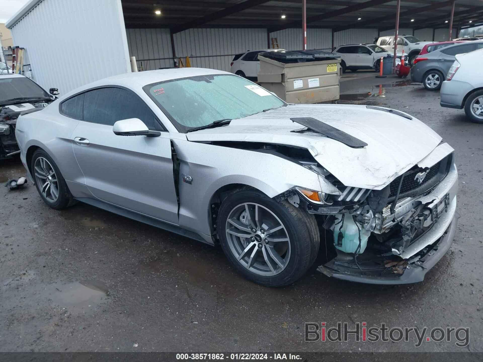 Photo 1FA6P8CF3F5351507 - FORD MUSTANG 2015