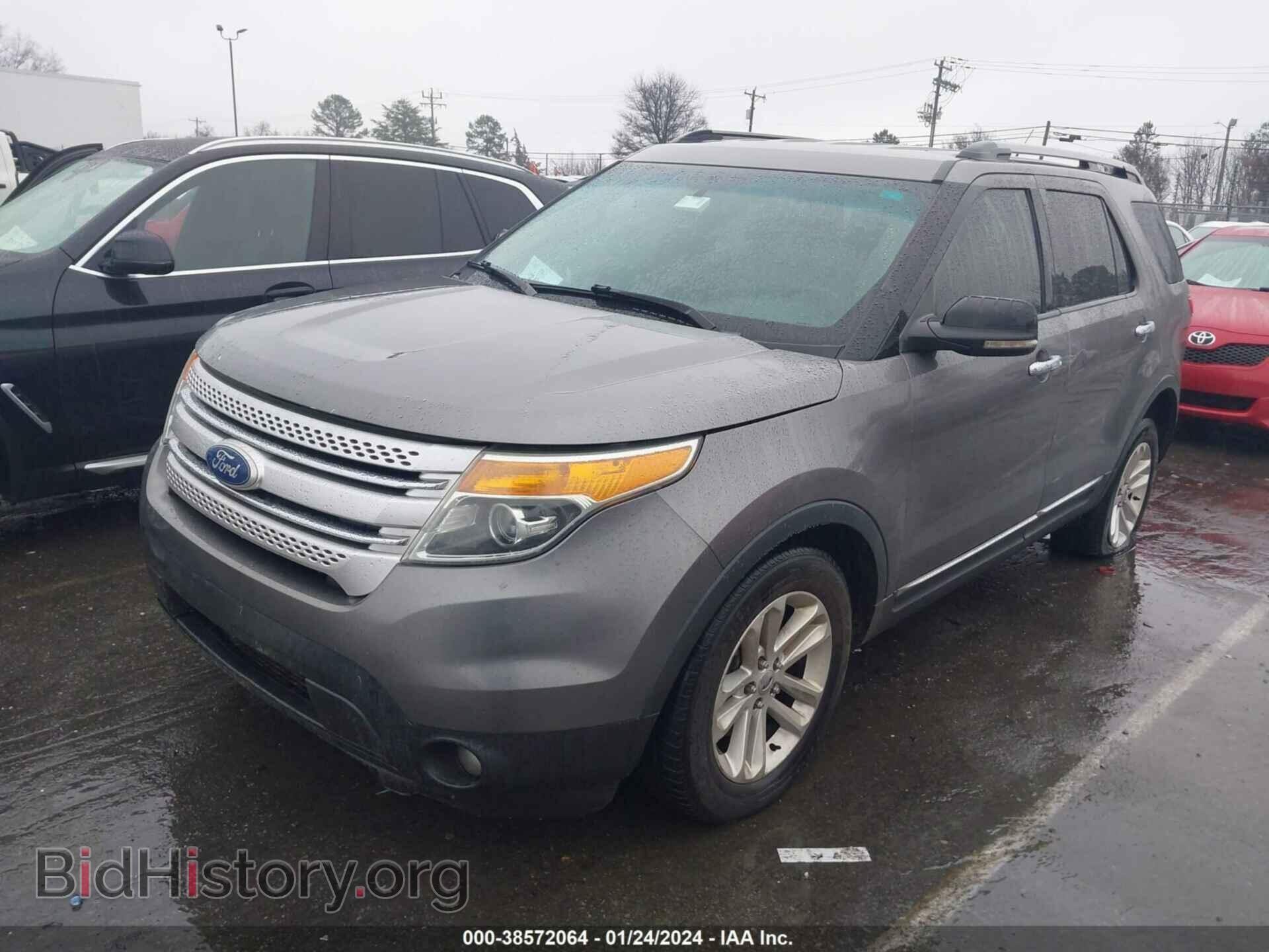 2011 FORD EXPLORER - VIN: 1FMHK8D86BGA33649 - Photo 2