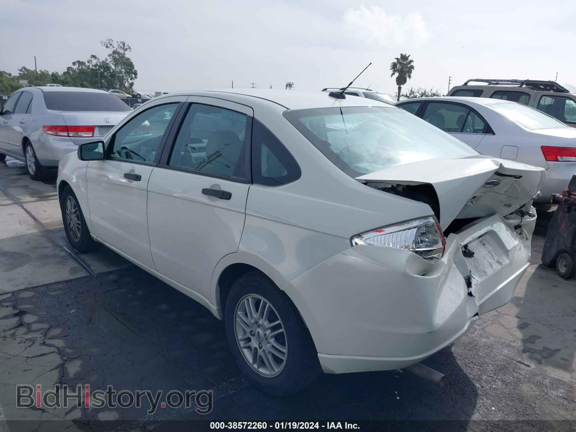 2009 FORD FOCUS - VIN: 1FAHP35N79W157819 - Фото 3