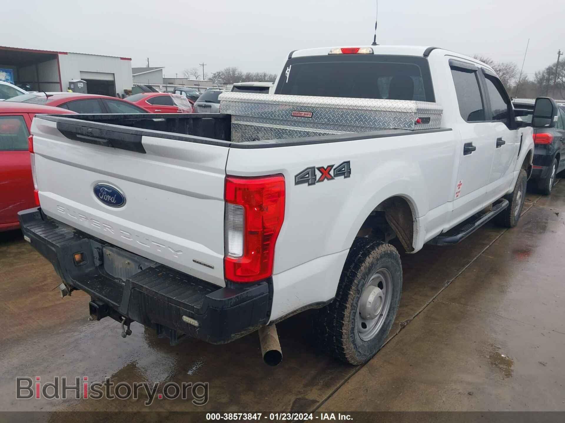2017 FORD F-250 - VIN: 1FT7W2B65HEE48792 - Фото 4