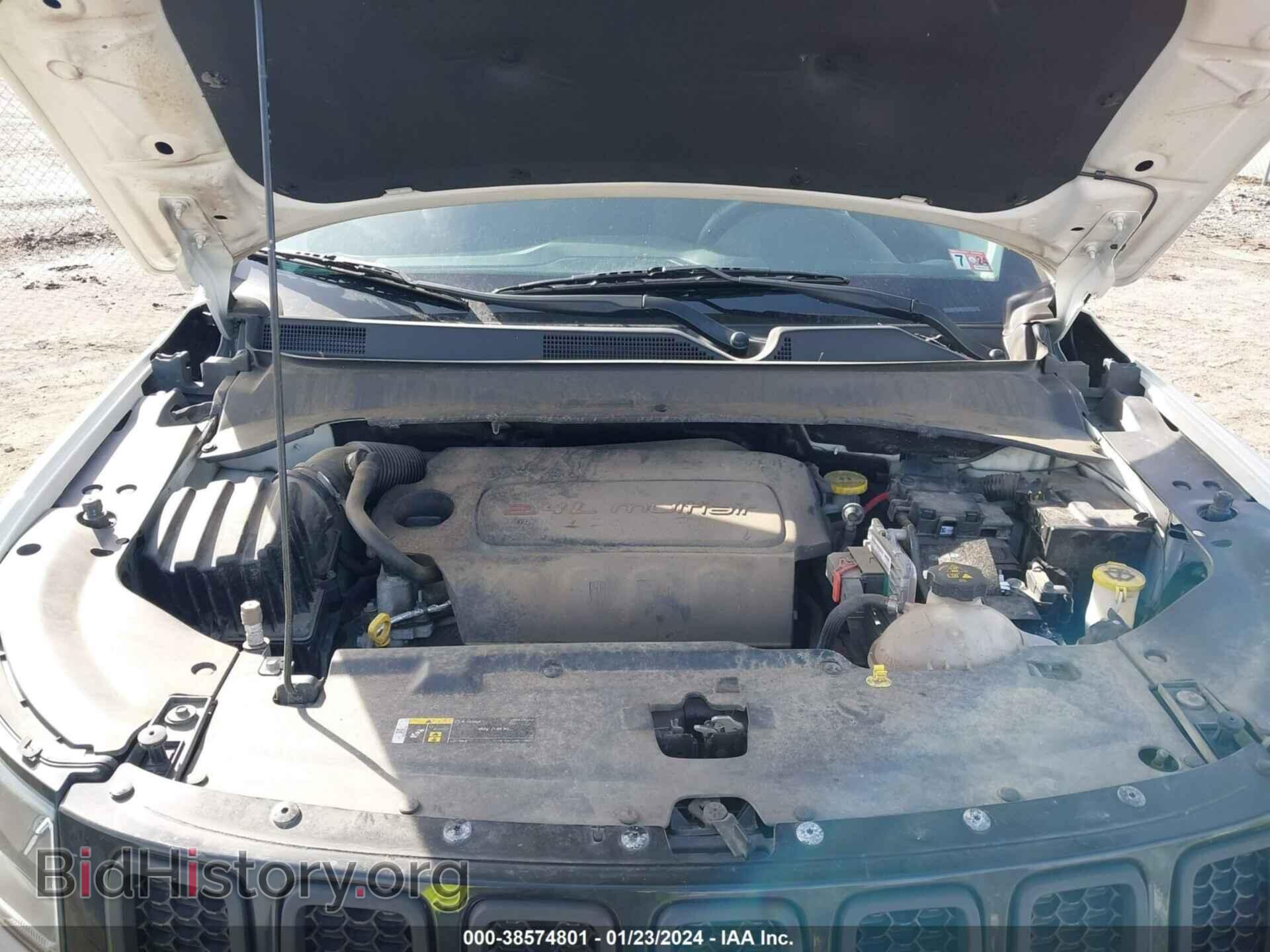 2018 JEEP COMPASS - VIN: 3C4NJDAB0JT307585 - Фото 10