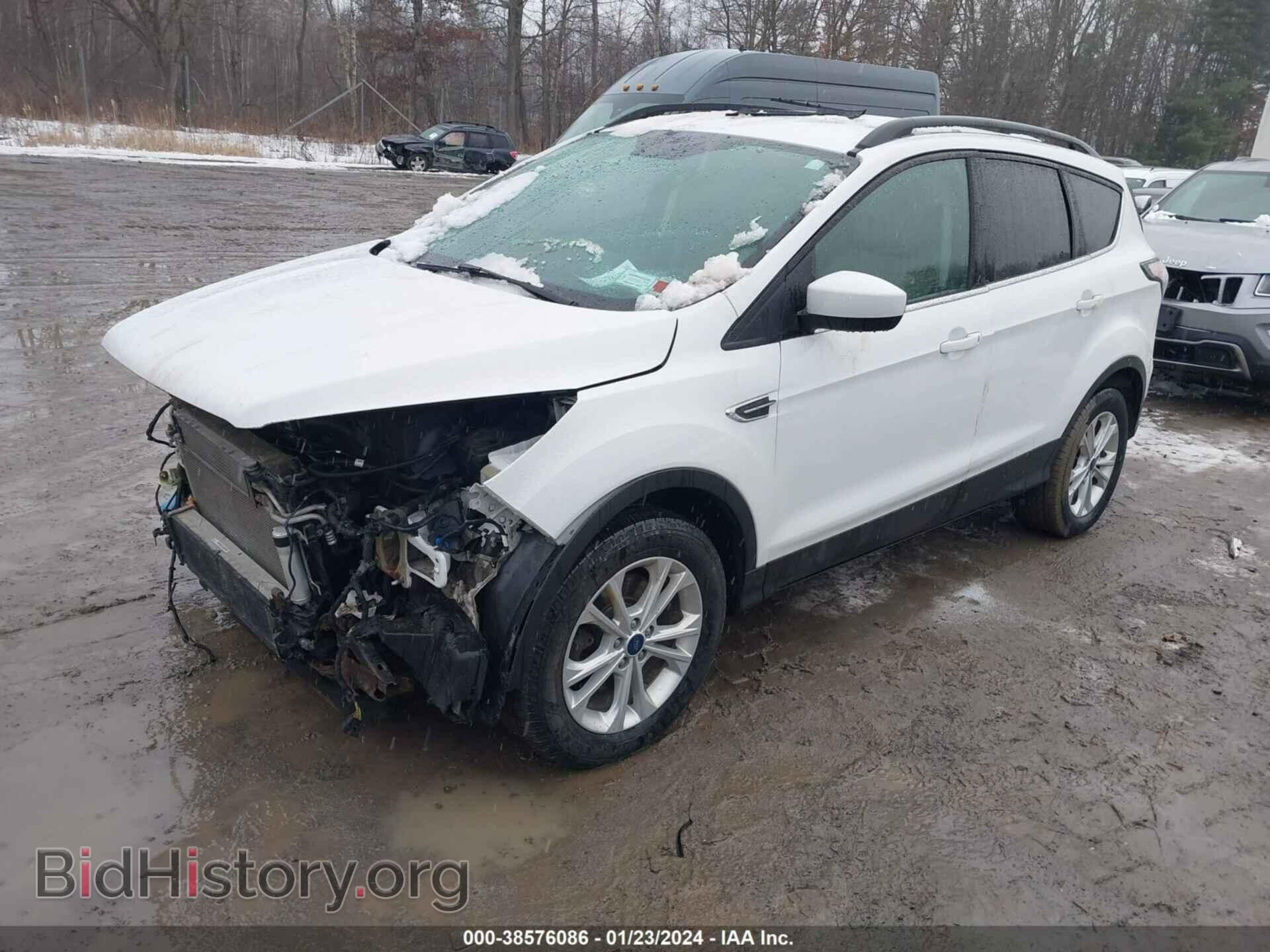 2017 FORD ESCAPE - VIN: 1FMCU9GD0HUB07077 - Фото 2