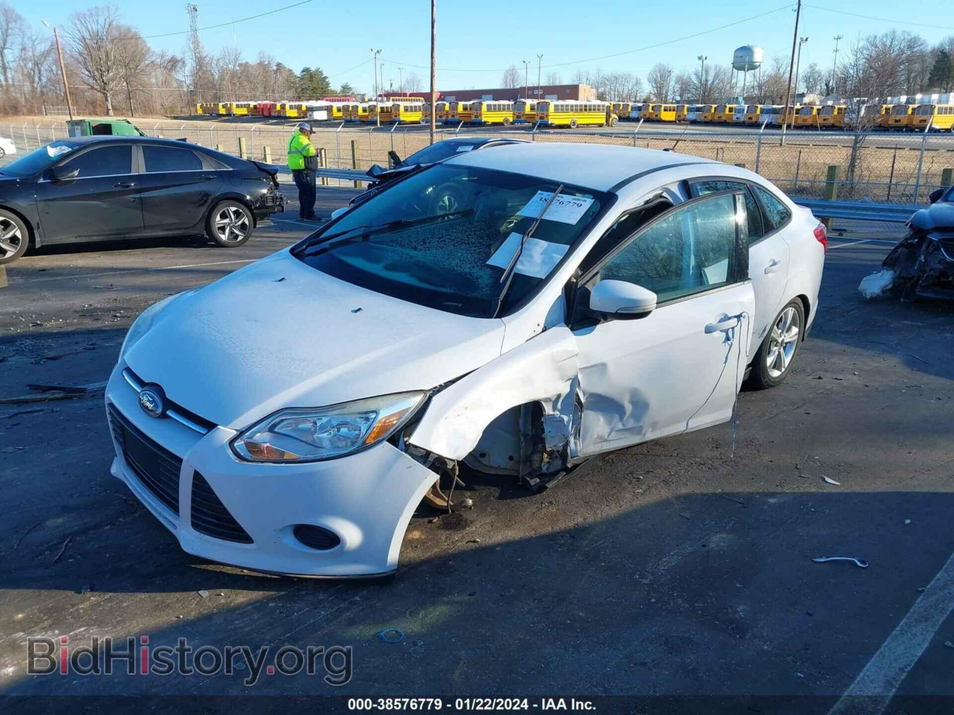 2013 FORD FOCUS - VIN: 1FADP3F22DL349212 - Photo 2