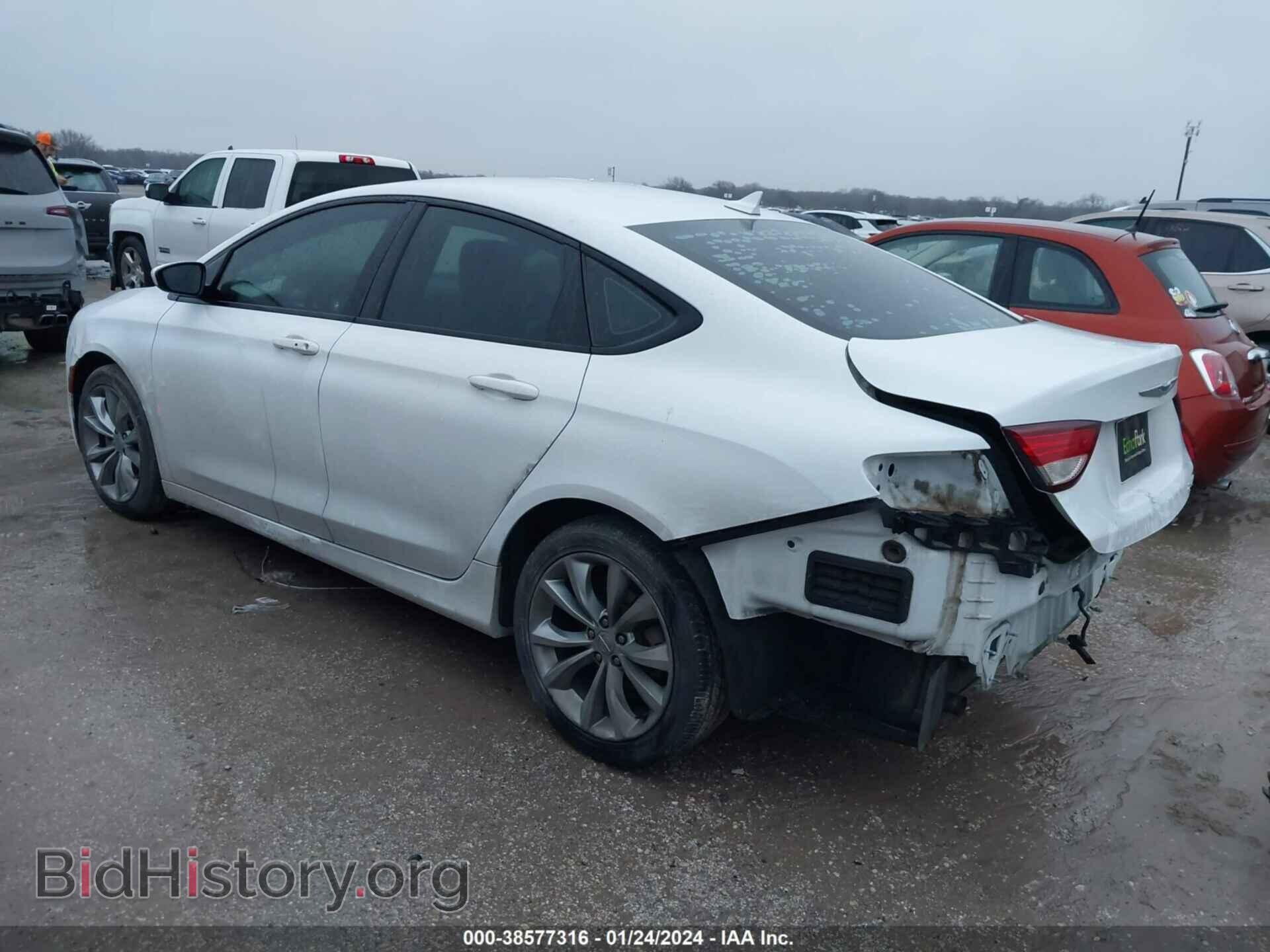2015 CHRYSLER 200 - VIN: 1C3CCCBBXFN753250 - Фото 3