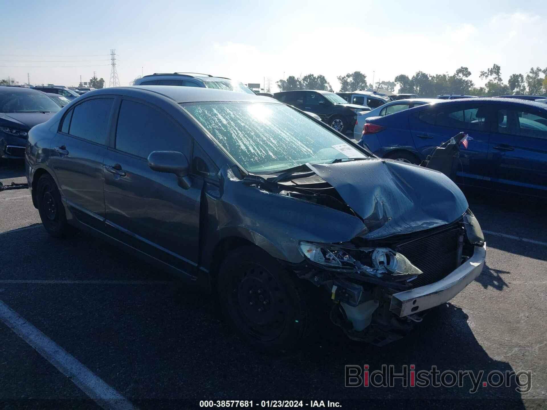 Photo 19XFA1F56AE035425 - HONDA CIVIC 2010