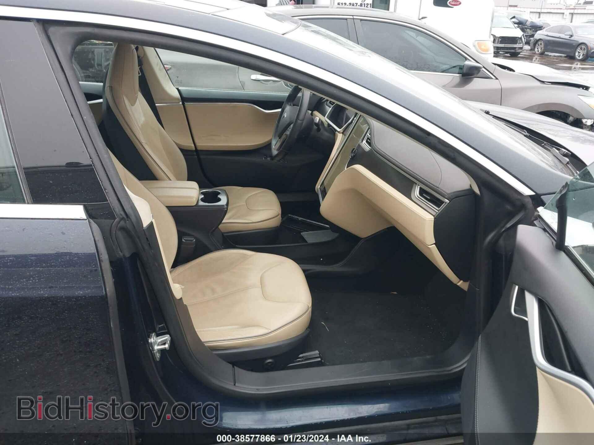 2013 TESLA MODEL S - VIN: 5YJSA1CN3DFP26333 - Фото 5