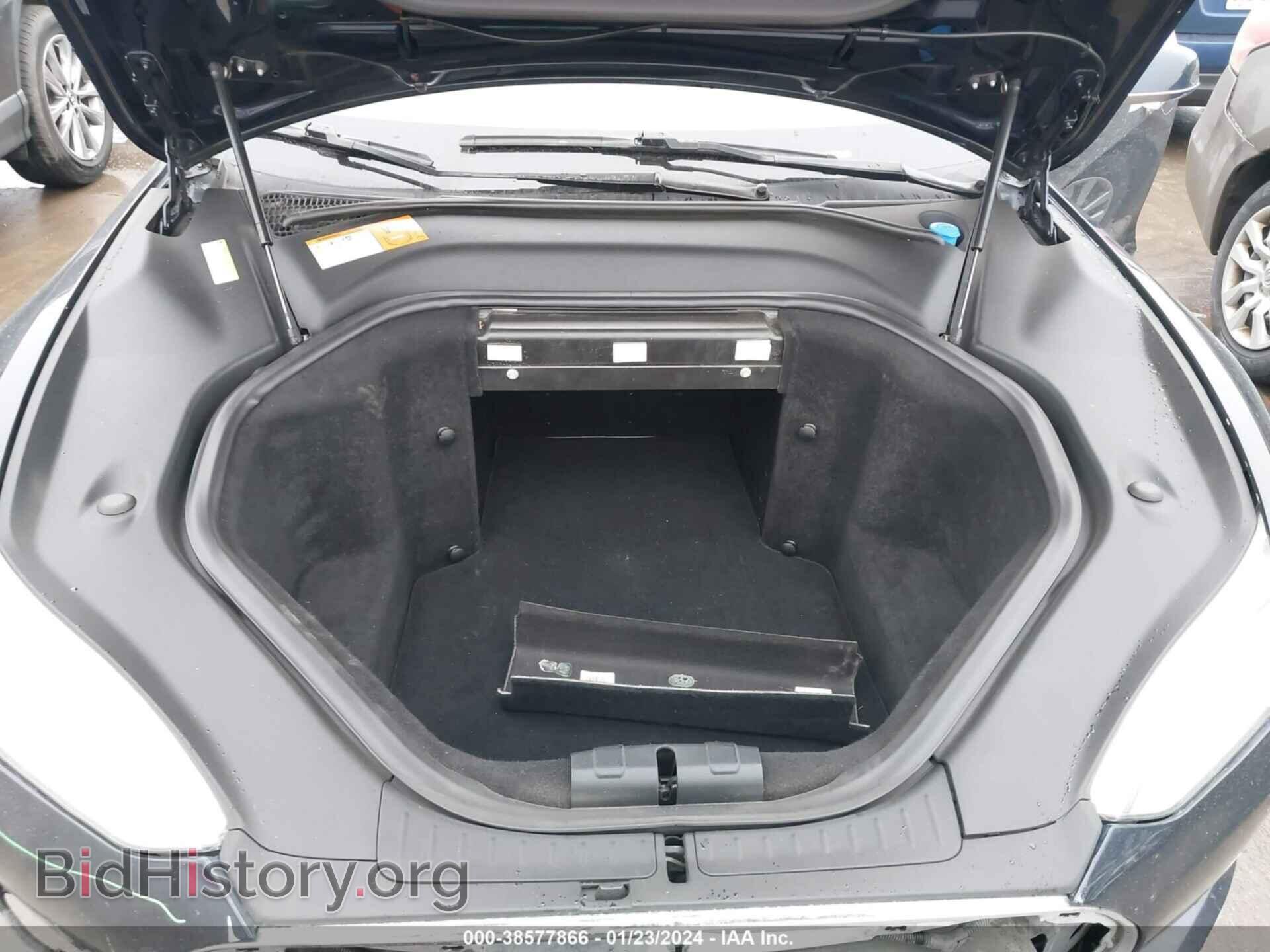 2013 TESLA MODEL S - VIN: 5YJSA1CN3DFP26333 - Фото 10