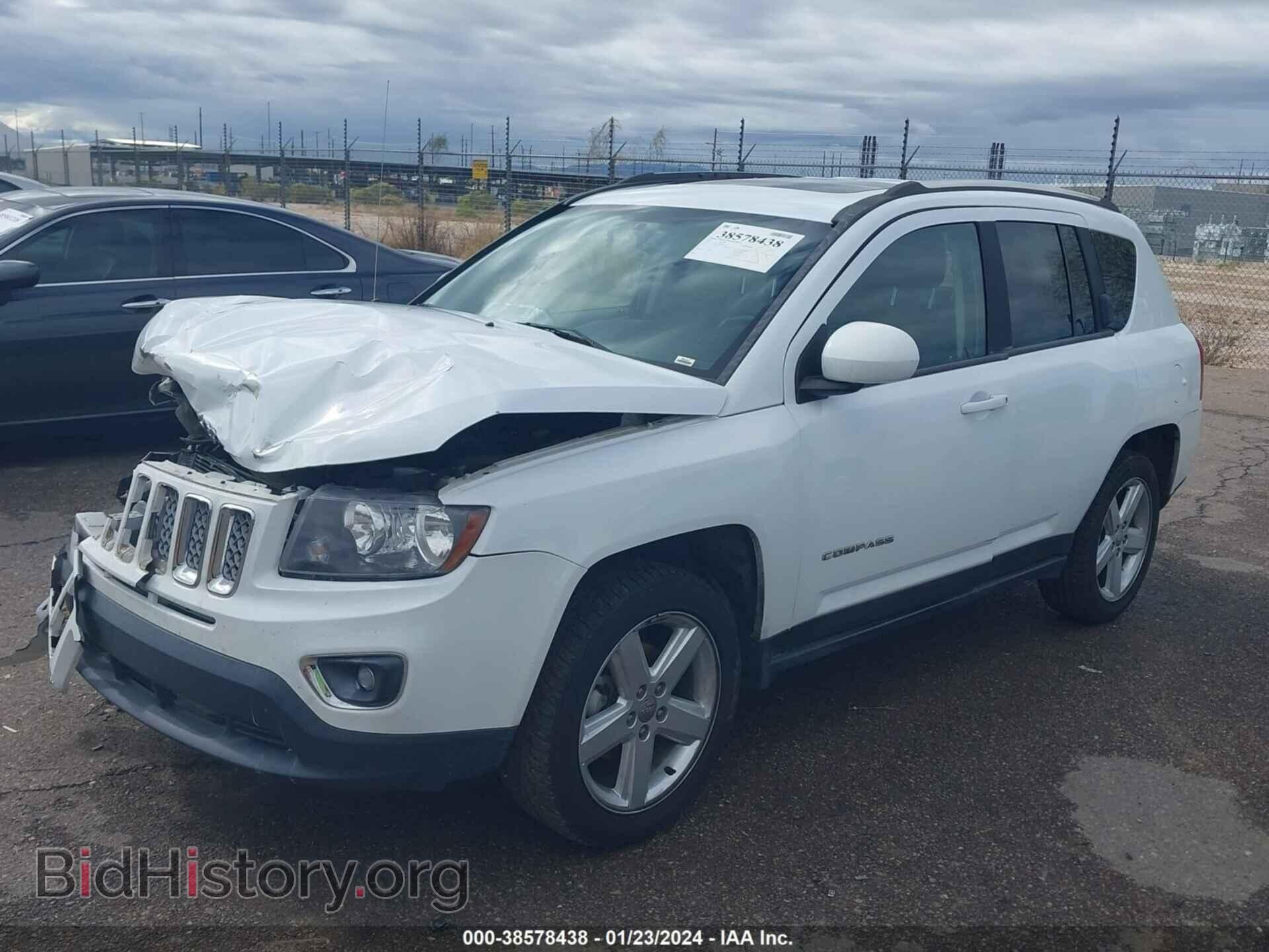 2014 JEEP COMPASS - VIN: 1C4NJCEA1ED889042 - Photo 2