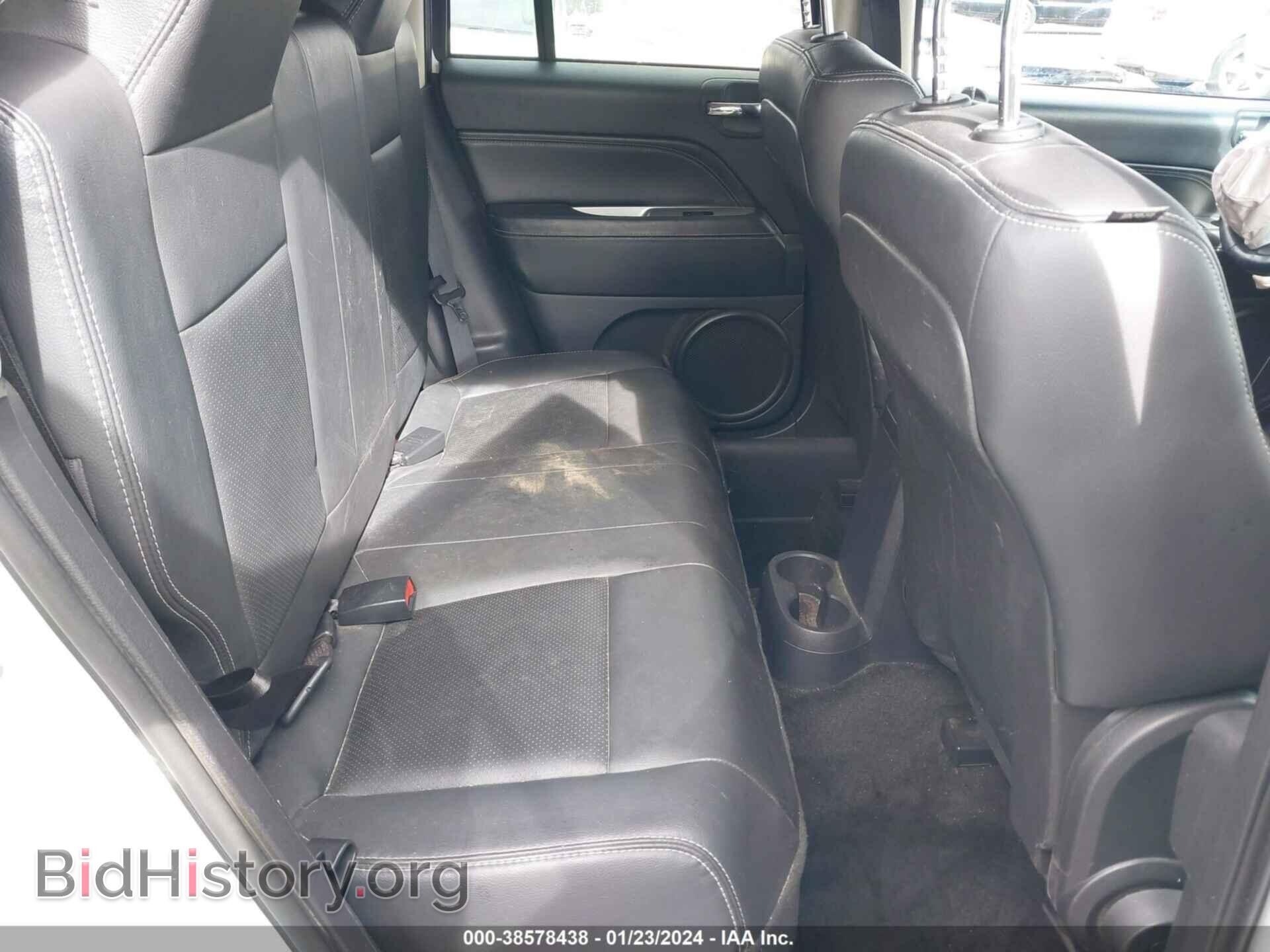 2014 JEEP COMPASS - VIN: 1C4NJCEA1ED889042 - Photo 8