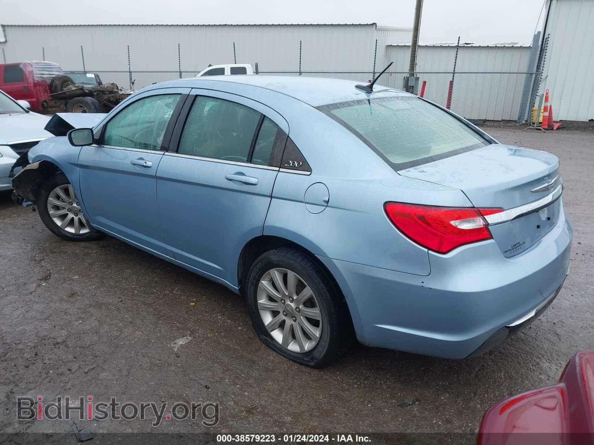 2013 CHRYSLER 200 - VIN: 1C3CCBBB1DN745142 - Фото 3