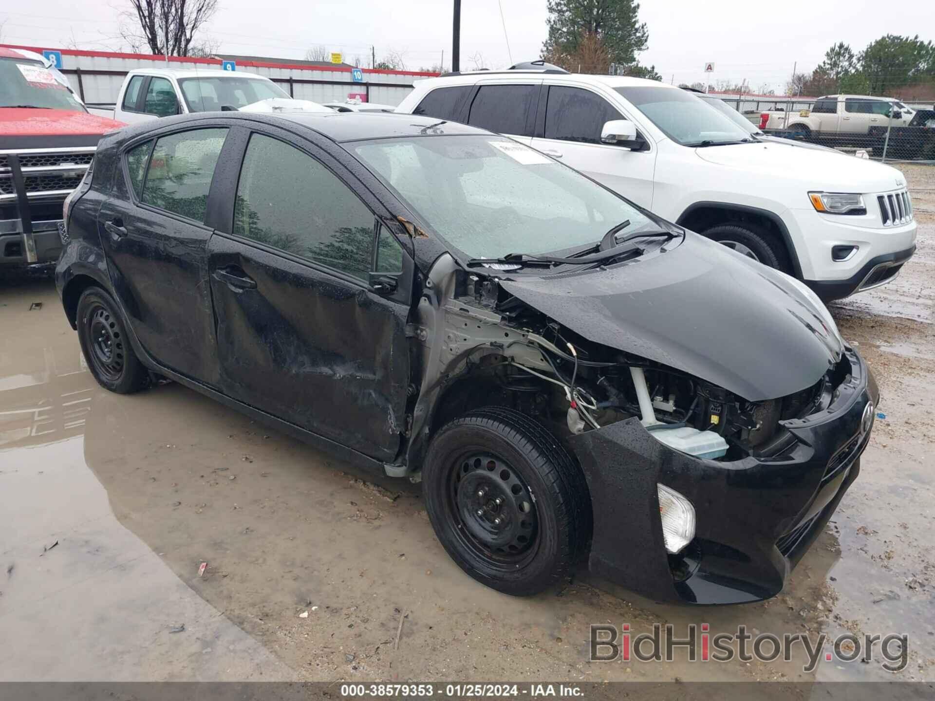 Photo JTDKDTB31F1104666 - TOYOTA PRIUS C 2015