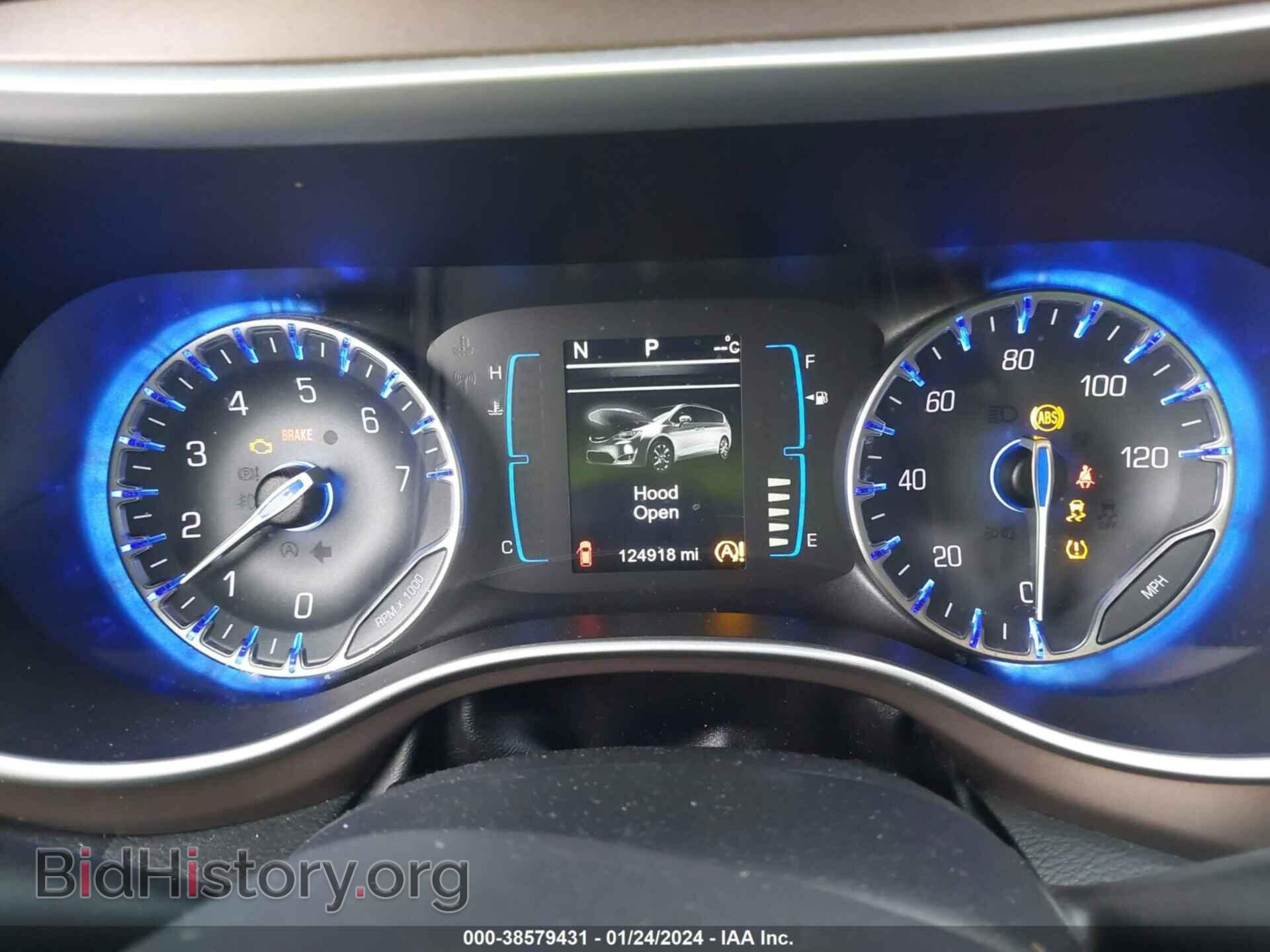 2017 CHRYSLER PACIFICA - VIN: 2C4RC1BGXHR712323 - Photo 7