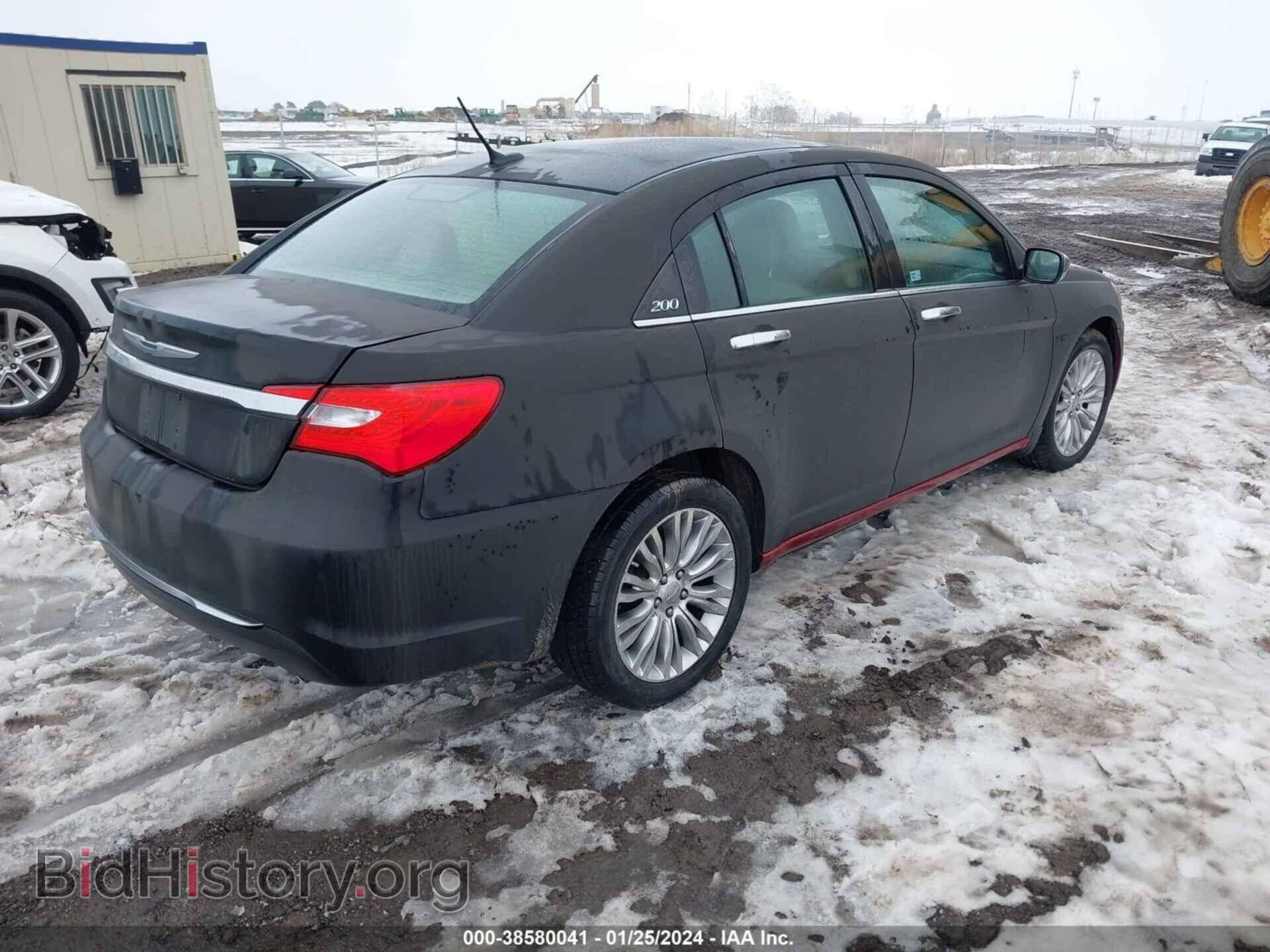 2013 CHRYSLER 200 - VIN: 1C3CCBCG0DN503596 - Фото 4