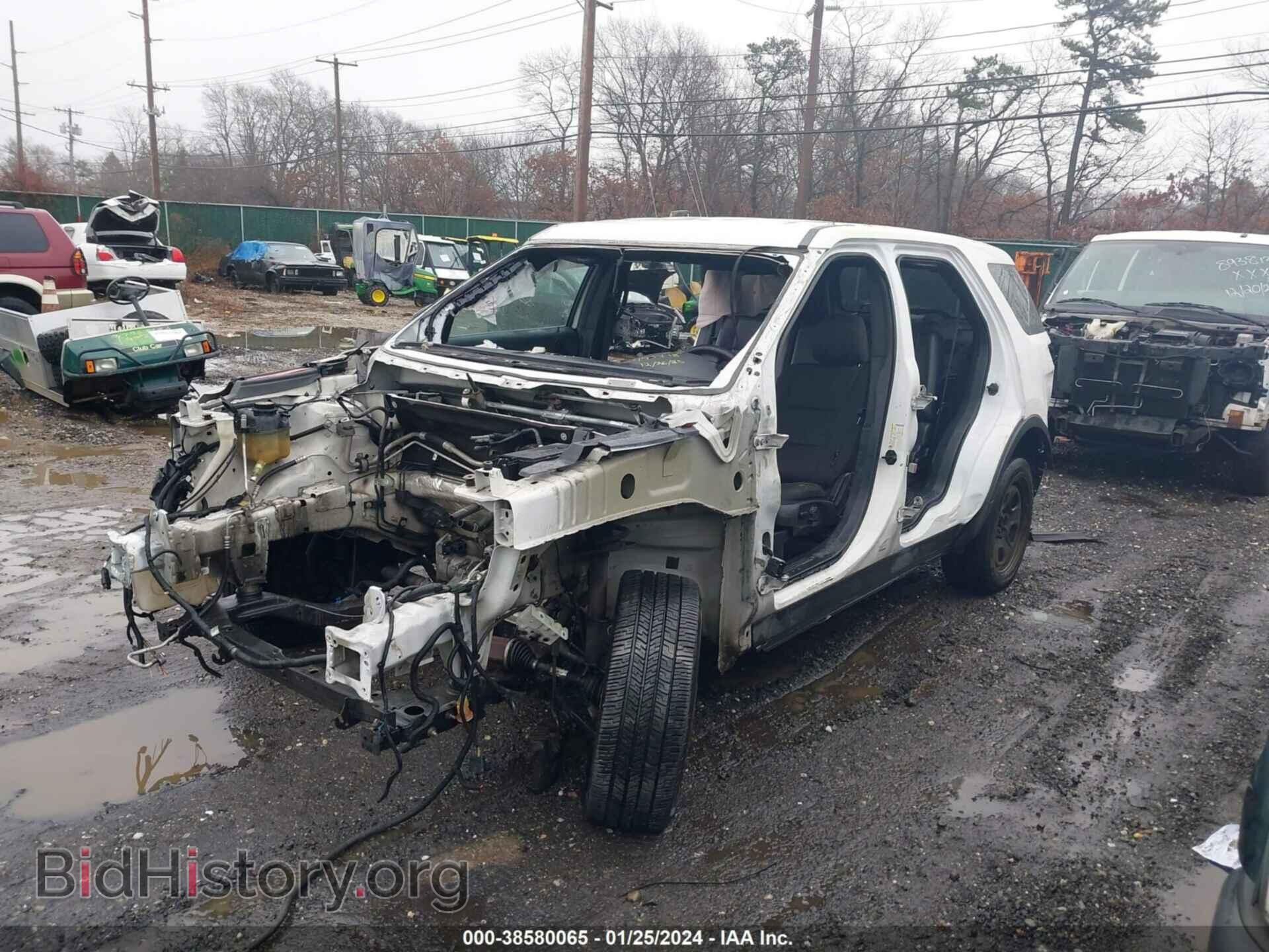 2018 FORD POLICE INTERCEPTOR UTILITY - VIN: 1FM5K8AR6JGB19235 - Фото 2