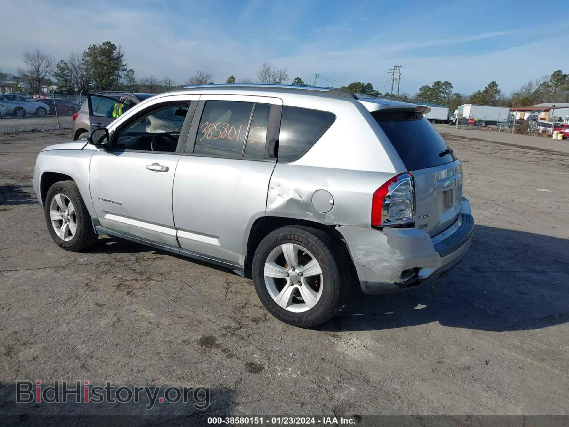 2011 JEEP COMPASS - VIN: 1J4NF1FBXBD135446 - Фото 3