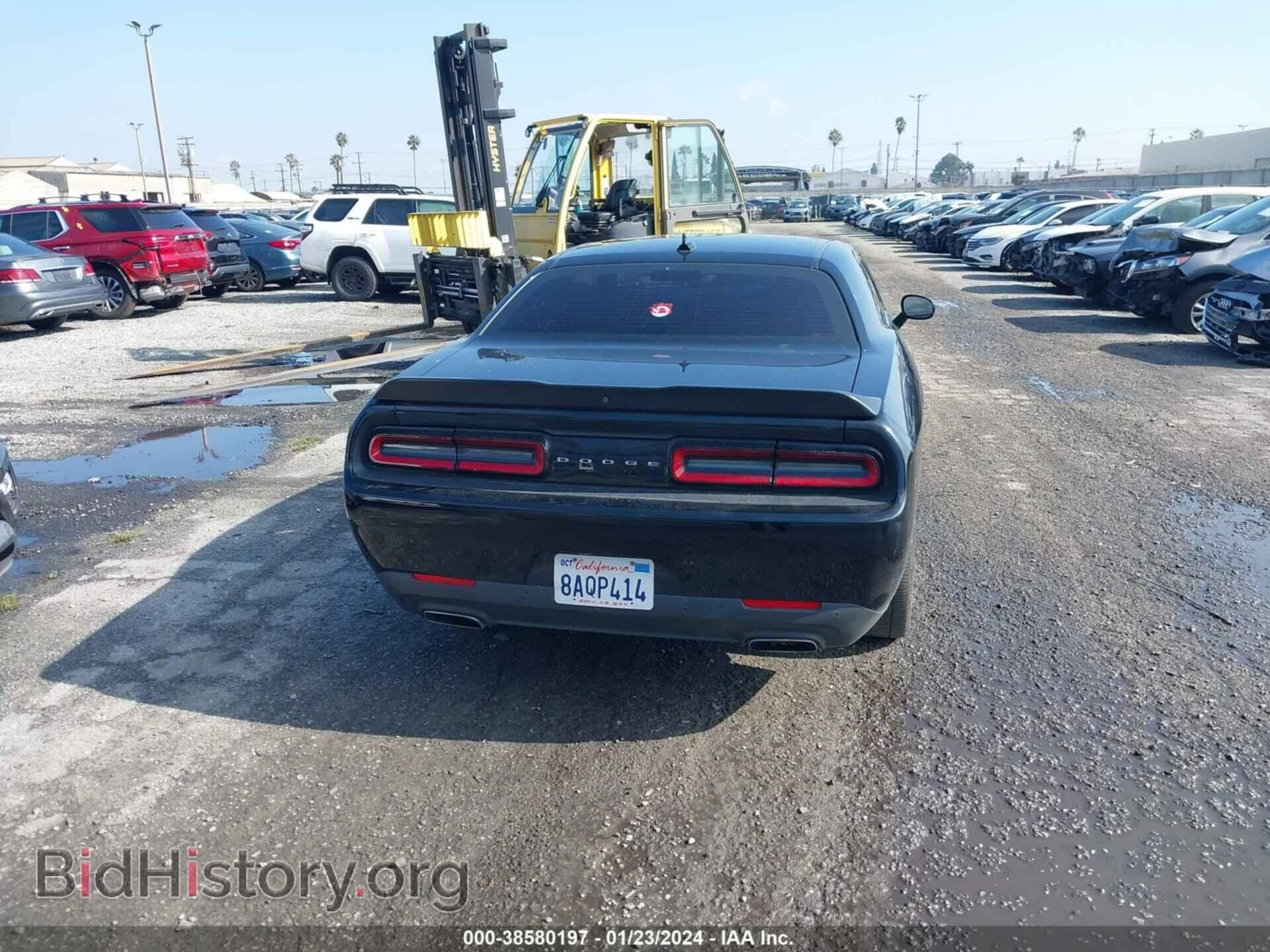 2018 DODGE CHALLENGER - VIN: 2C3CDZAG4JH111489 - Photo 17