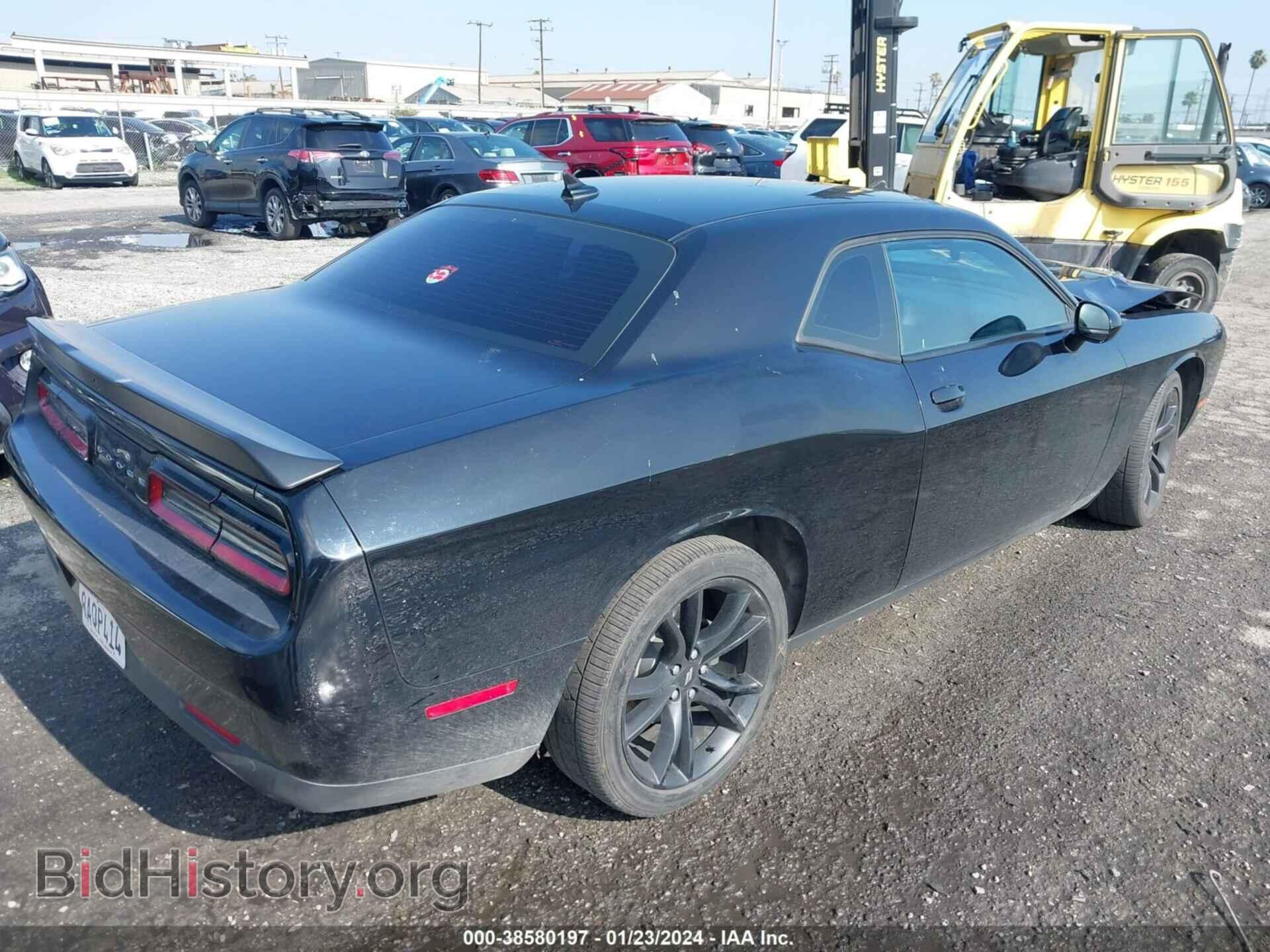 2018 DODGE CHALLENGER - VIN: 2C3CDZAG4JH111489 - Photo 4