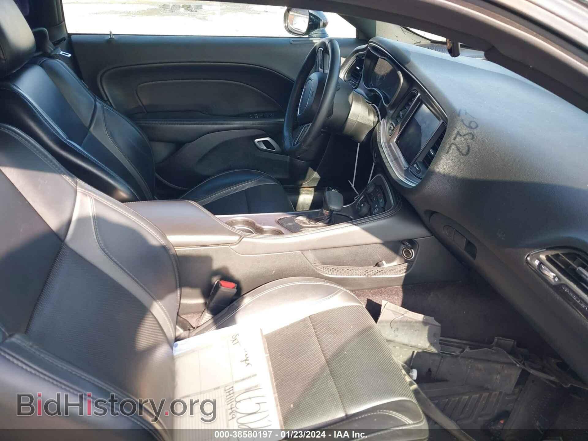2018 DODGE CHALLENGER - VIN: 2C3CDZAG4JH111489 - Photo 5