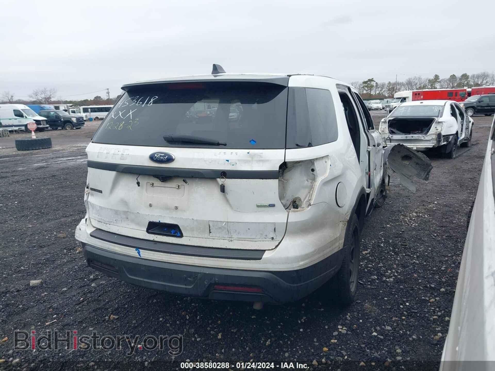 2018 FORD POLICE INTERCEPTOR UTILITY - VIN: 1FM5K8ARXJGB92141 - Фото 4