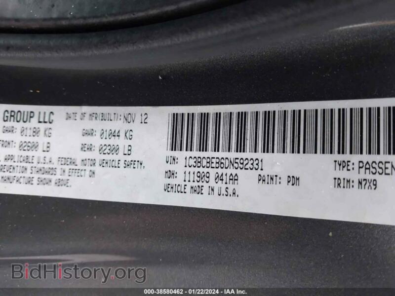 2013 Chrysler 200 (VIN 1C3BCBEB6DN592331) — photo 9 of 16