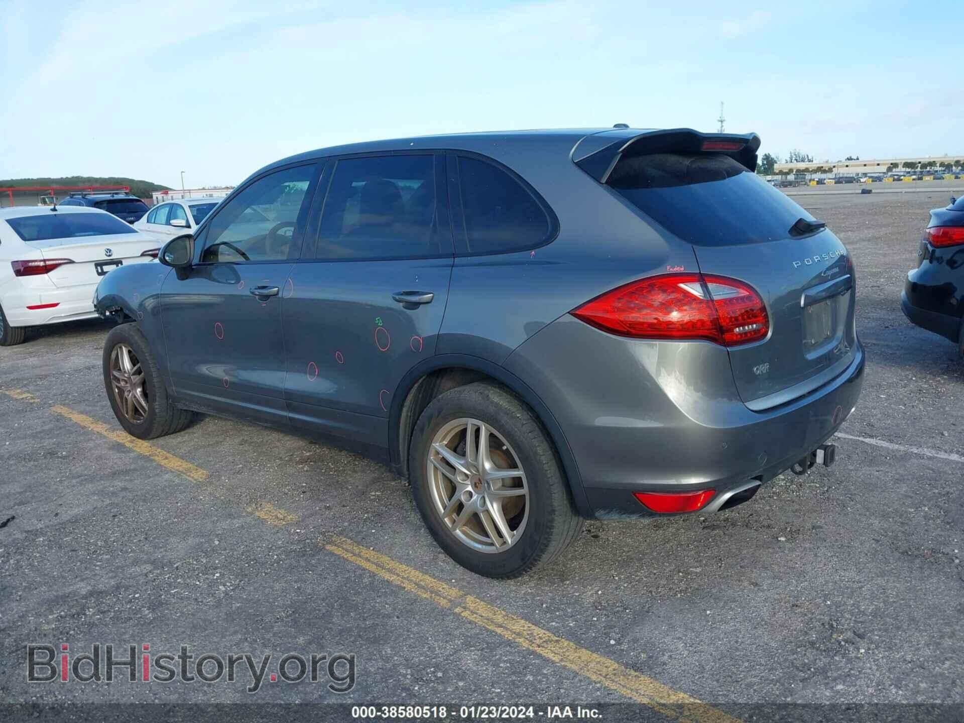 2014 PORSCHE CAYENNE - VIN: WP1AA2A27ELA02930 - Фото 3