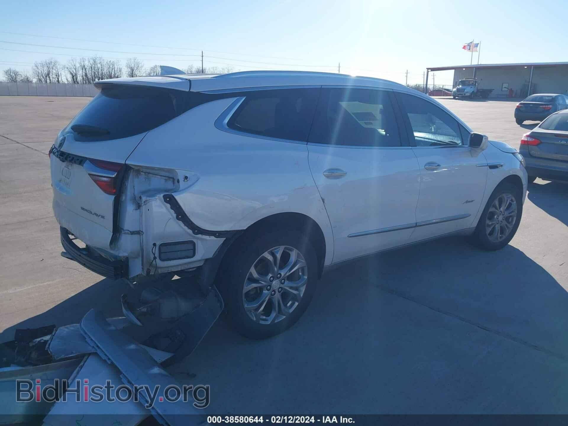 2018 BUICK ENCLAVE - VIN: 5GAERDKW8JJ286052 - Фото 4