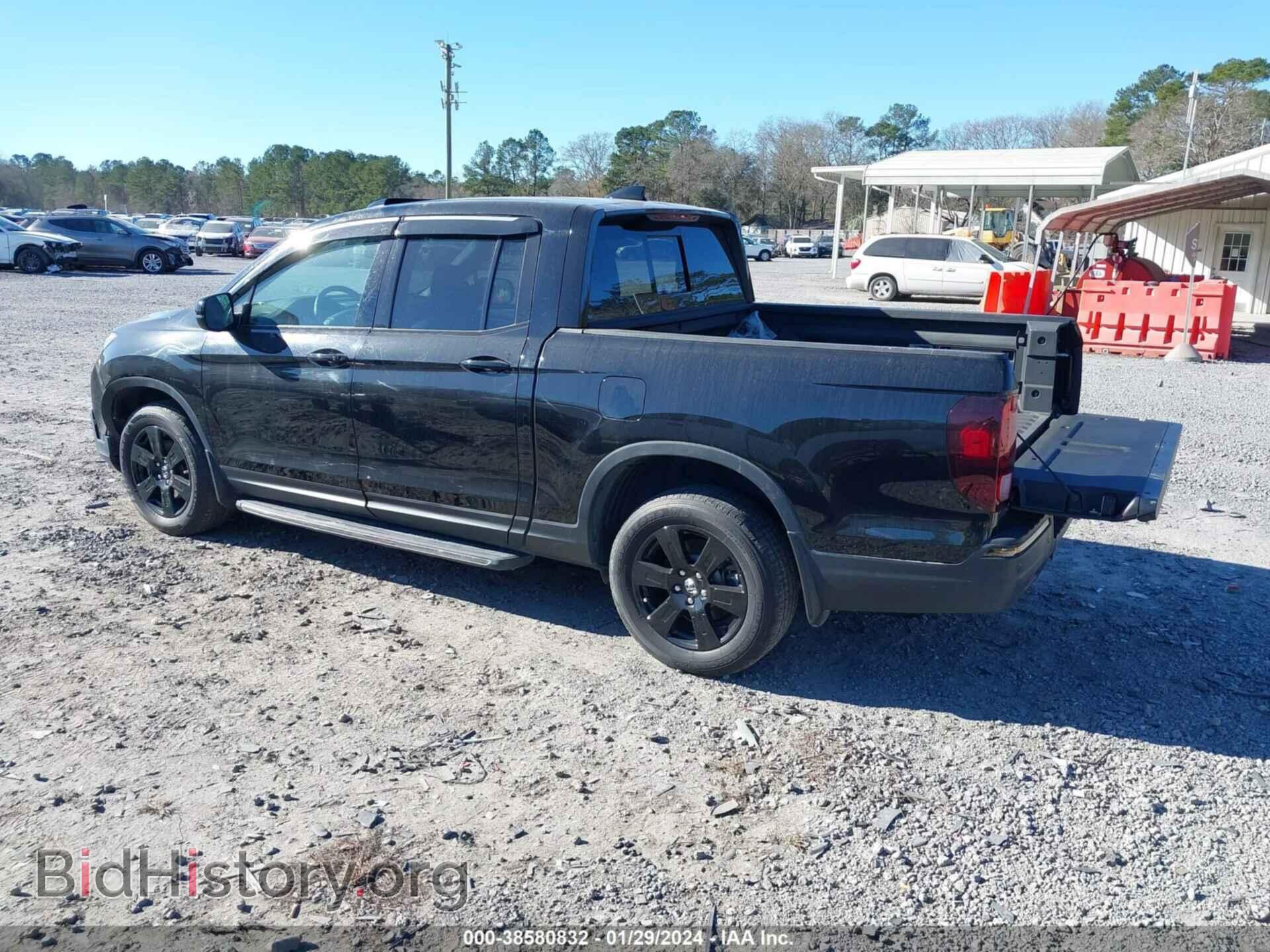 2018 HONDA RIDGELINE - VIN: 5FPYK3F82JB009823 - Фото 3