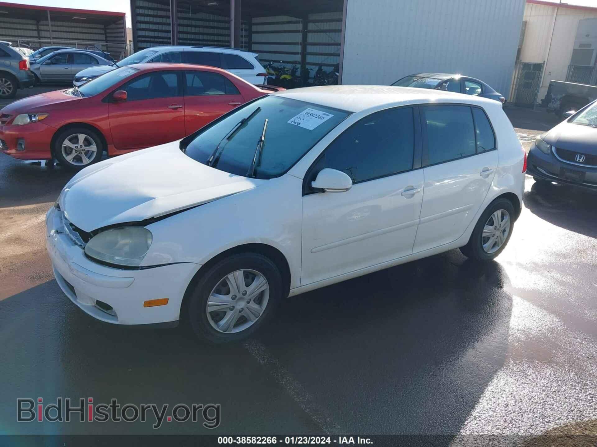 2009 VOLKSWAGEN RABBIT - VIN: WVWDB71K19W131159 - Фото 2