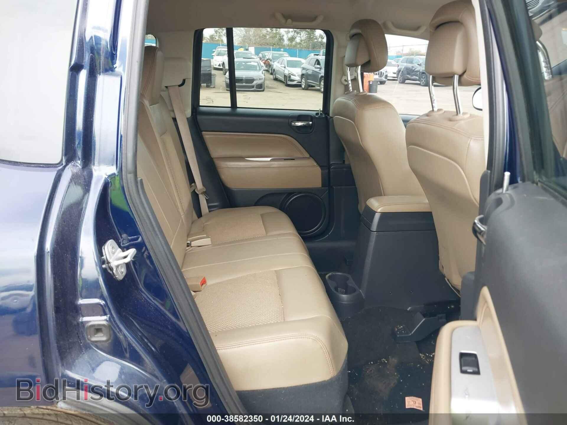 2014 JEEP COMPASS - VIN: 1C4NJCEAXED529770 - Photo 8