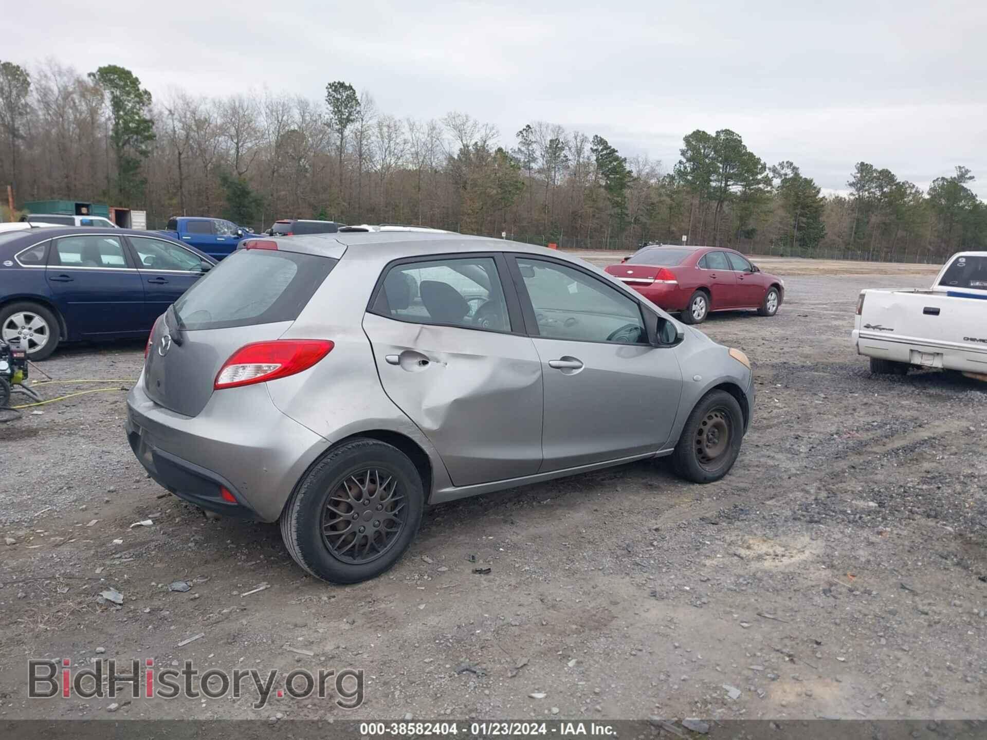 2014 MAZDA MAZDA2 - VIN: JM1DE1KZ4E0183205 - Фото 4