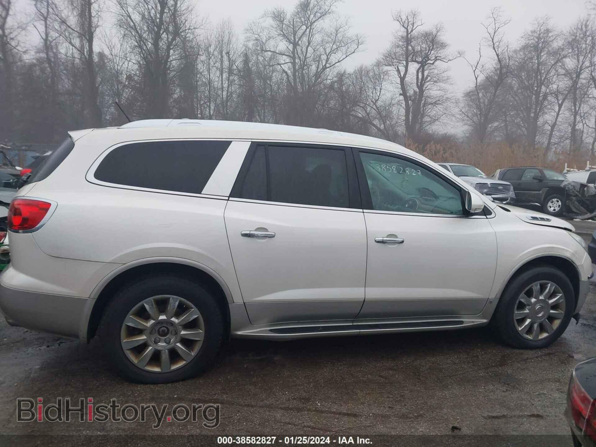 2011 BUICK ENCLAVE - VIN: 5GAKVCED6BJ246363 - Фото 13