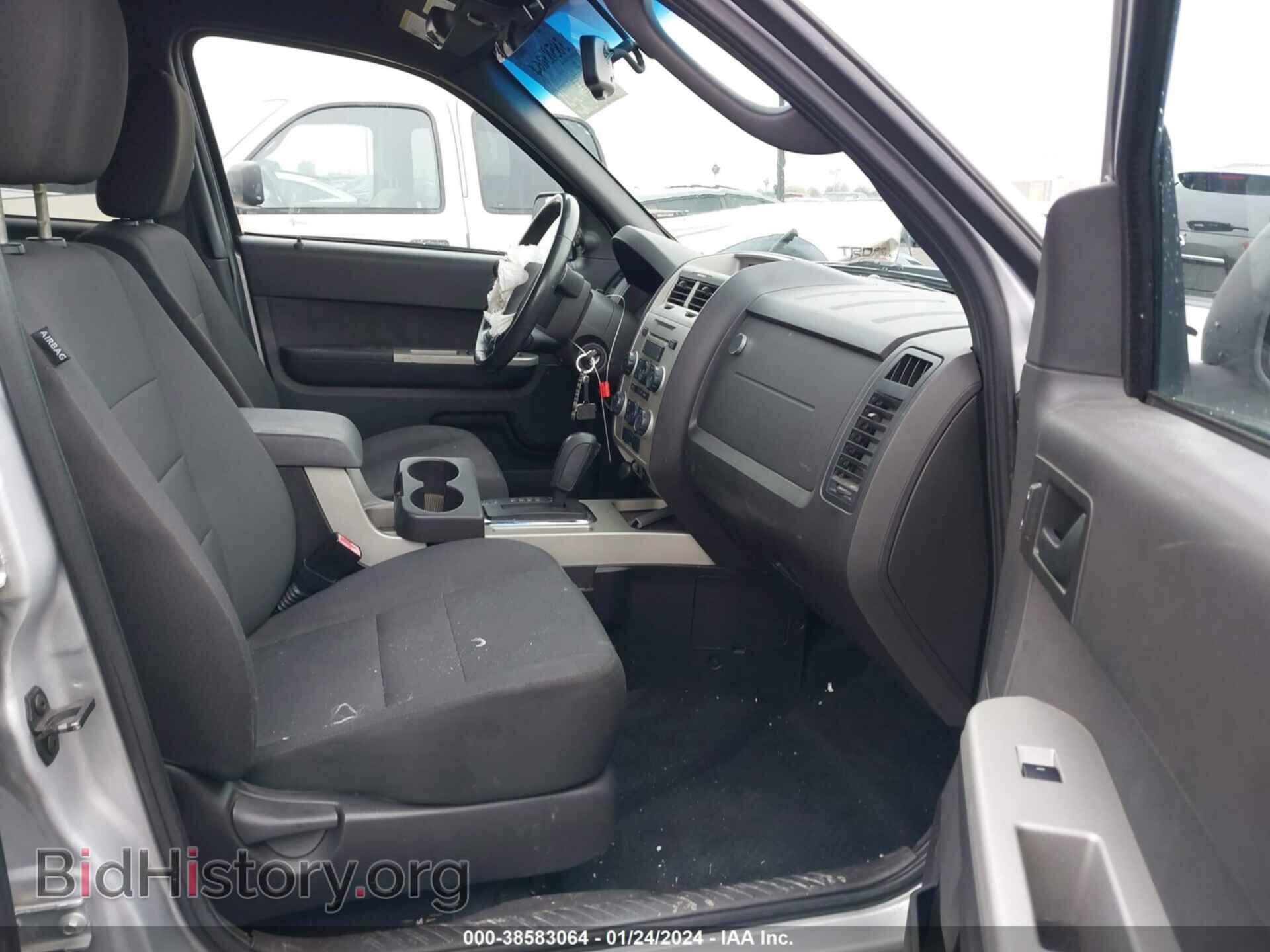 2010 FORD ESCAPE - VIN: 1FMCU0D72AKC15342 - Фото 5
