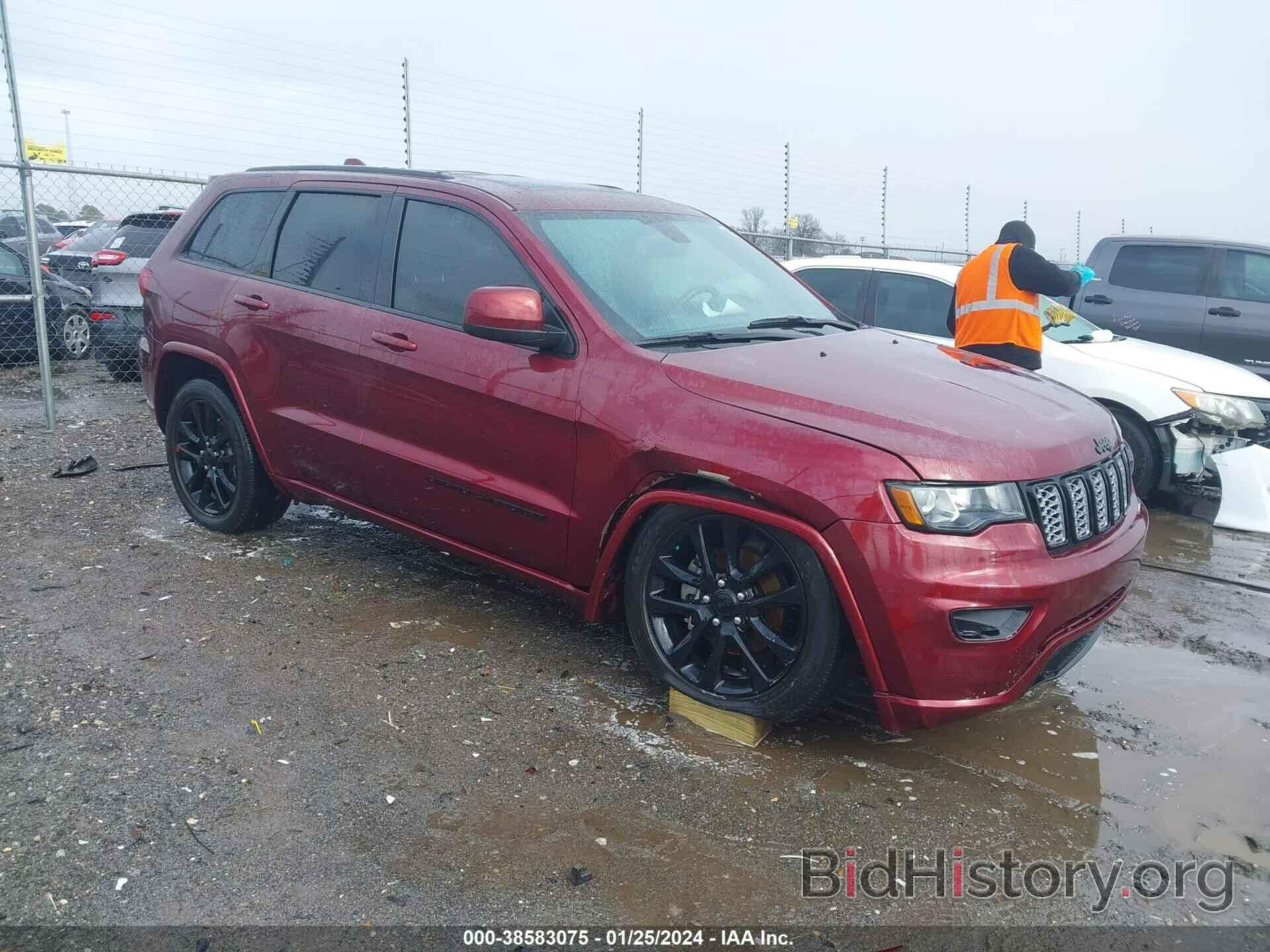 Photo 1C4RJEAG1LC430054 - JEEP GRAND CHEROKEE 2020