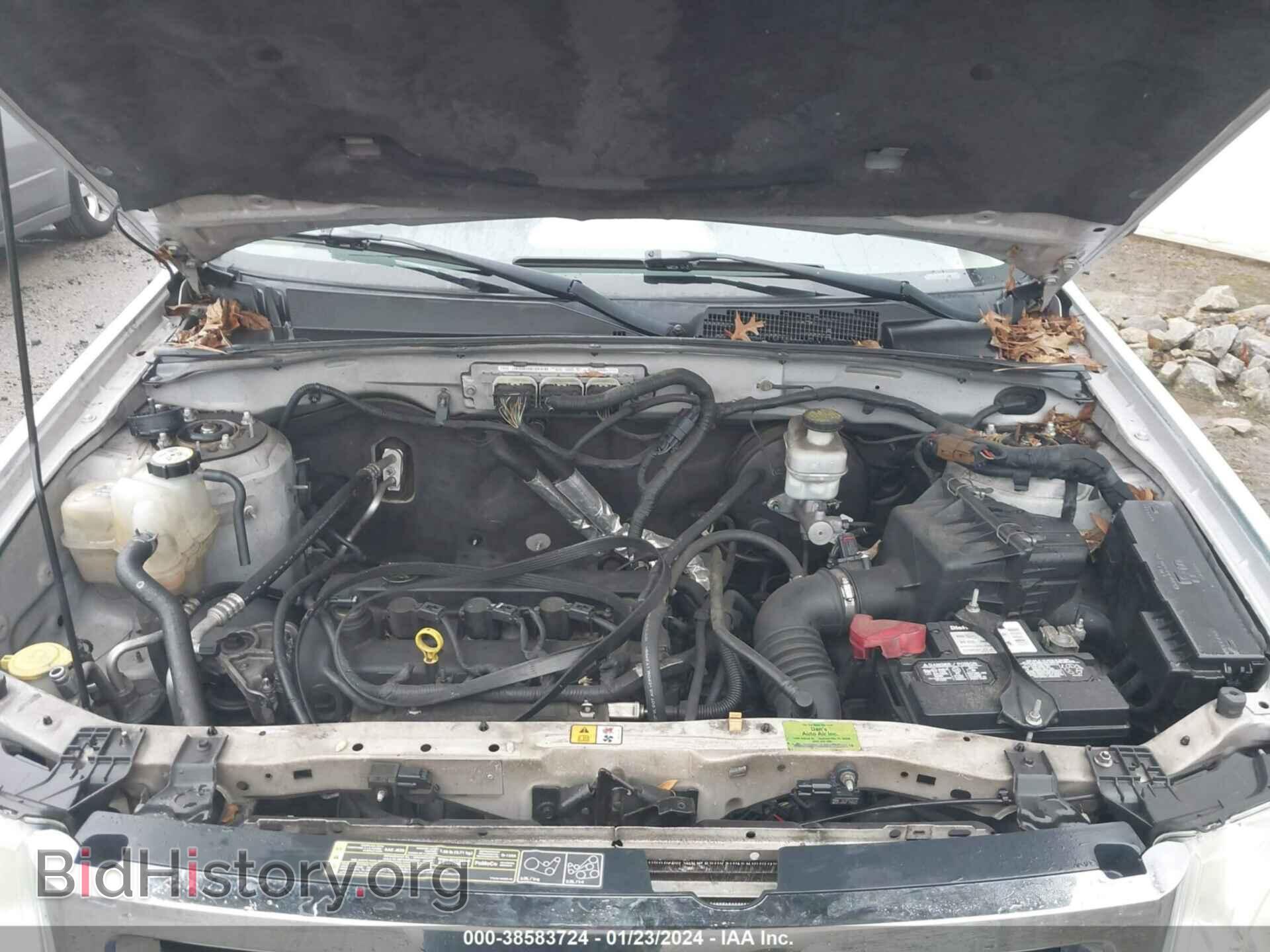 2011 FORD ESCAPE - VIN: 1FMCU0D74BKC40180 - Фото 10