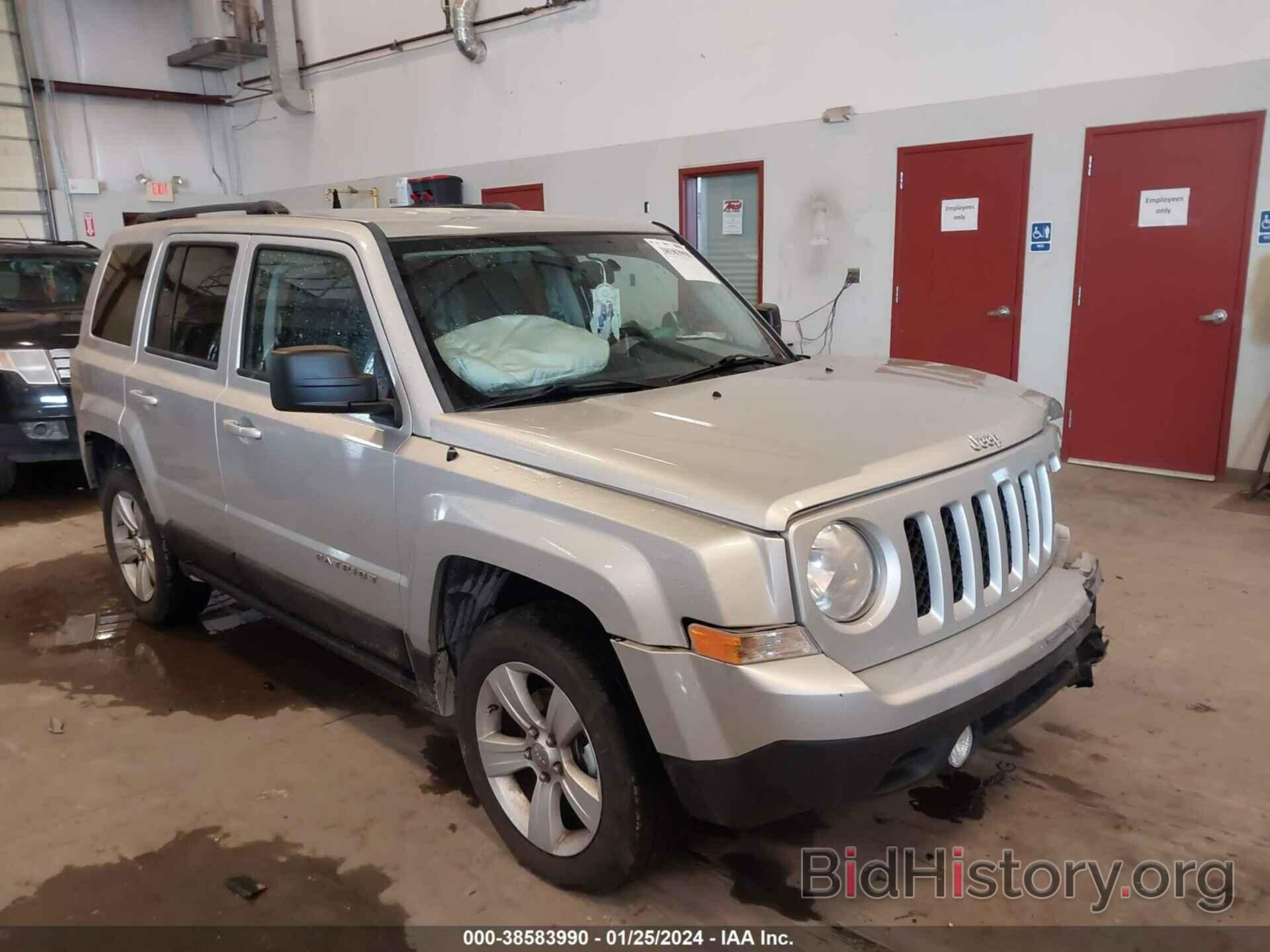 Photo 1C4NJRBB2CD564333 - JEEP PATRIOT 2012