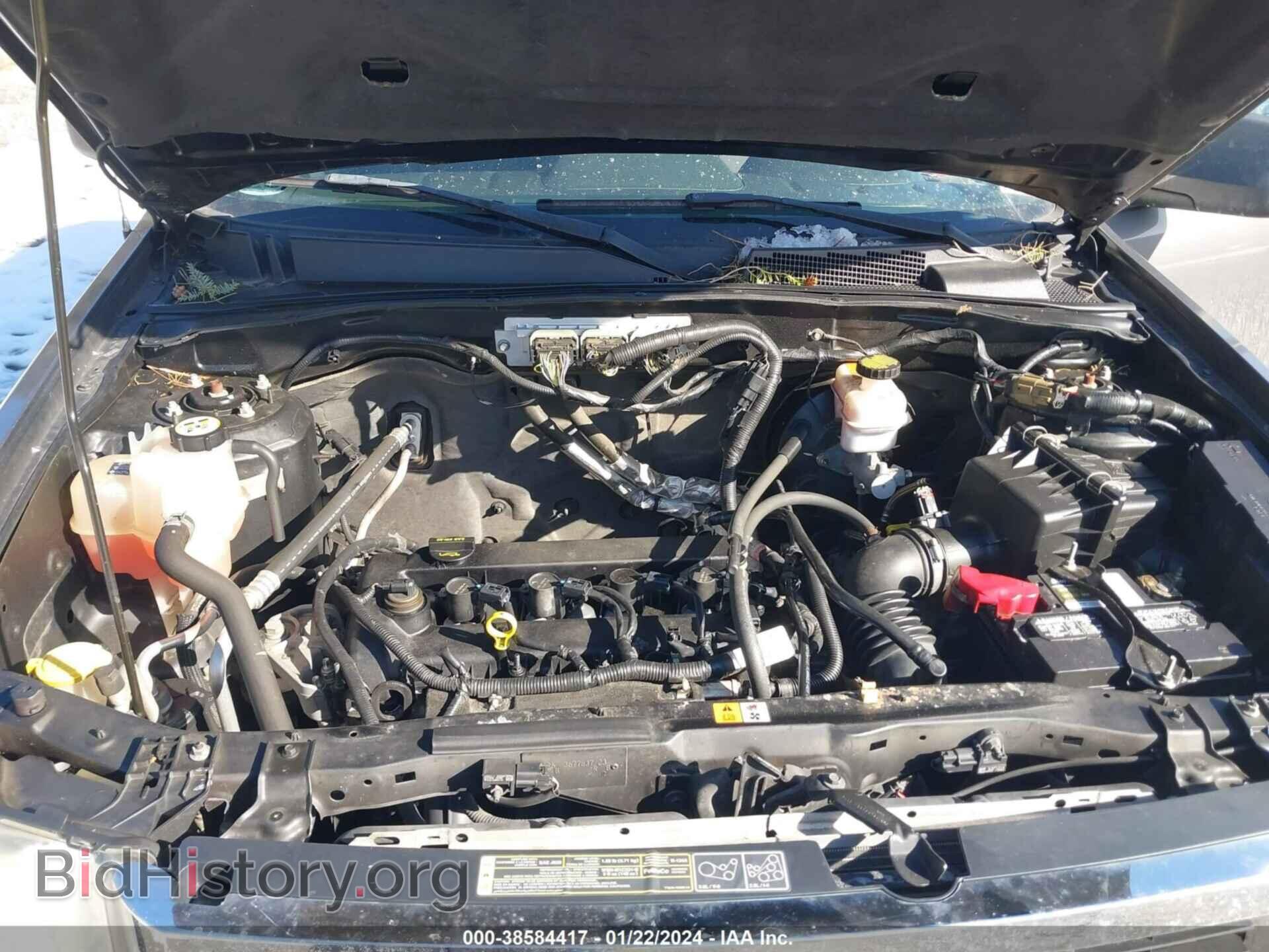 2011 FORD ESCAPE - VIN: 1FMCU0D76BKC02076 - Photo 10