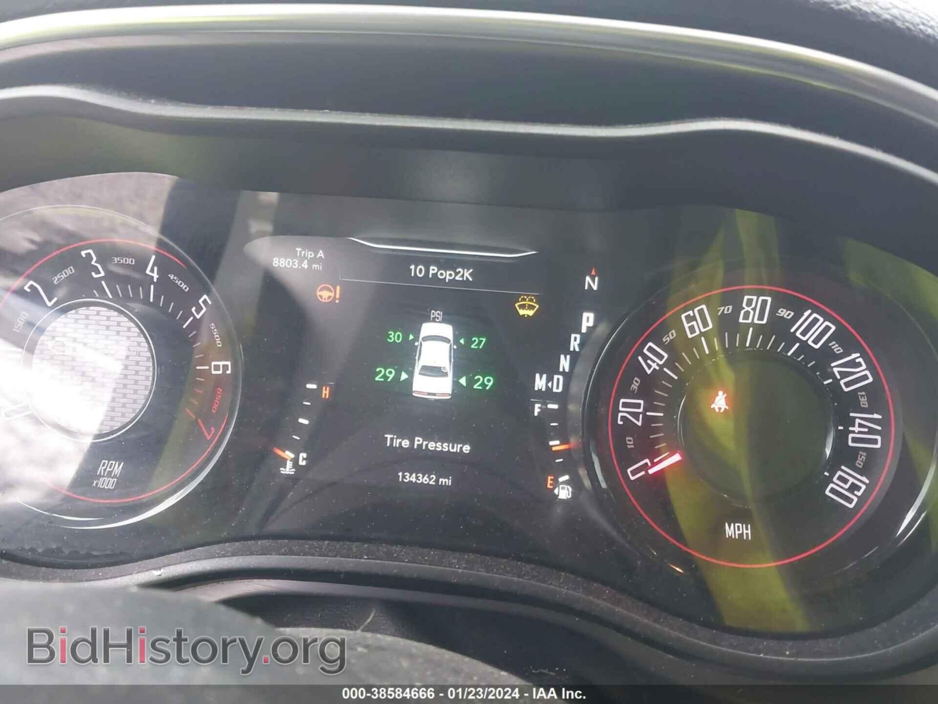 2016 DODGE CHALLENGER - VIN: 2C3CDZAG3GH225914 - Фото 7