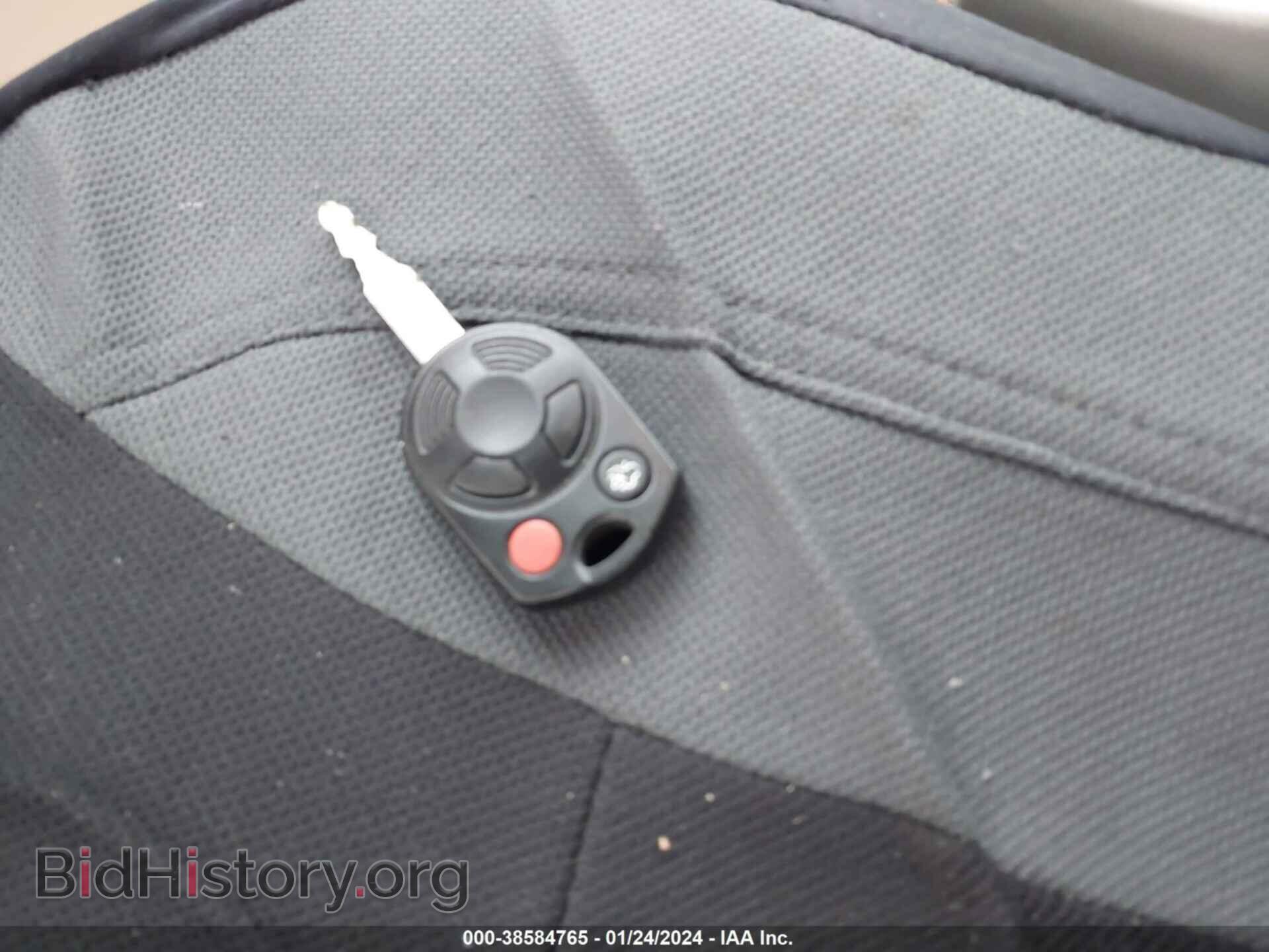 2010 FORD ESCAPE - VIN: 1FMCU0D75AKD42070 - Фото 11